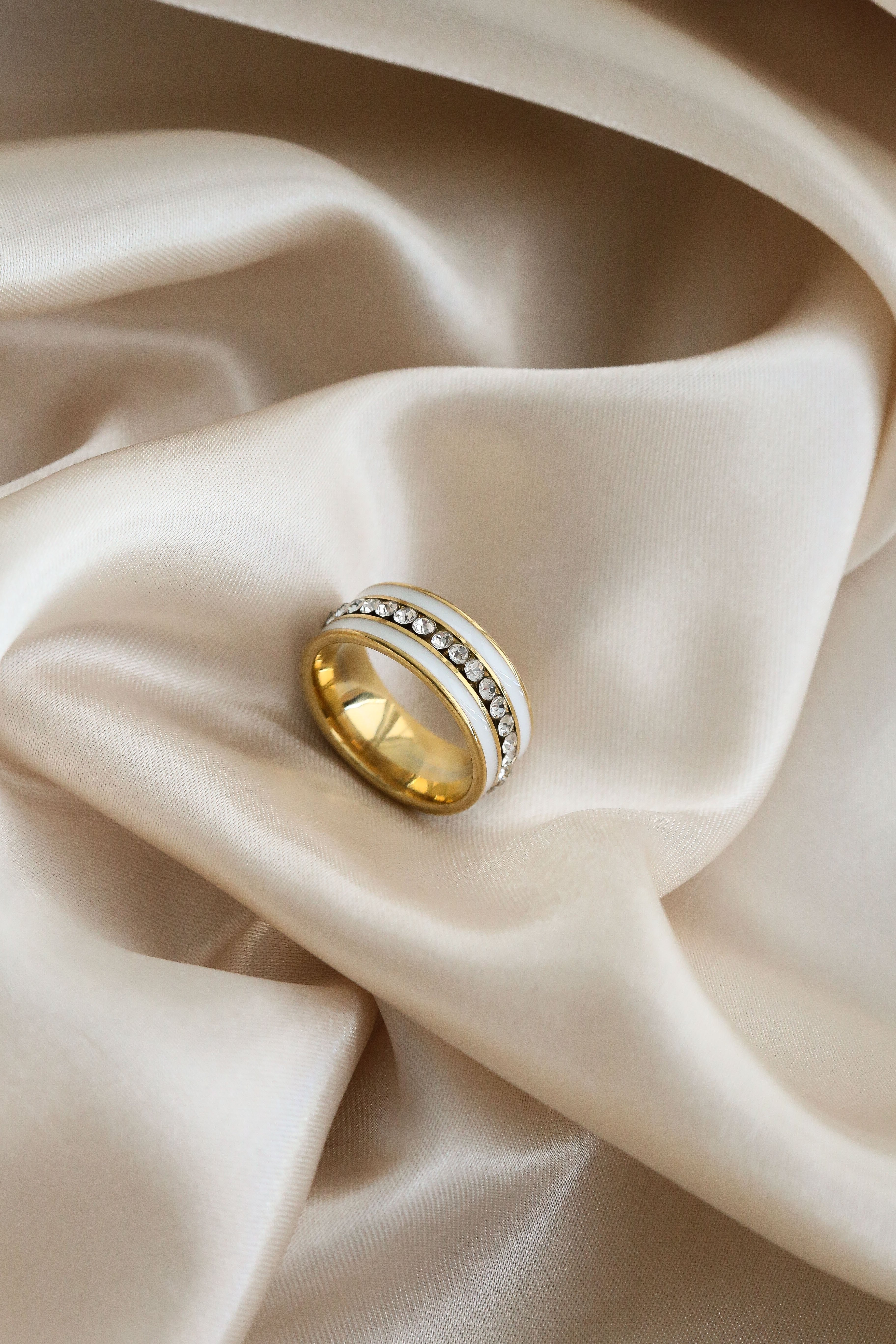 Salento Ring - White - Boutique Minimaliste has waterproof, durable, elegant and vintage inspired jewelry