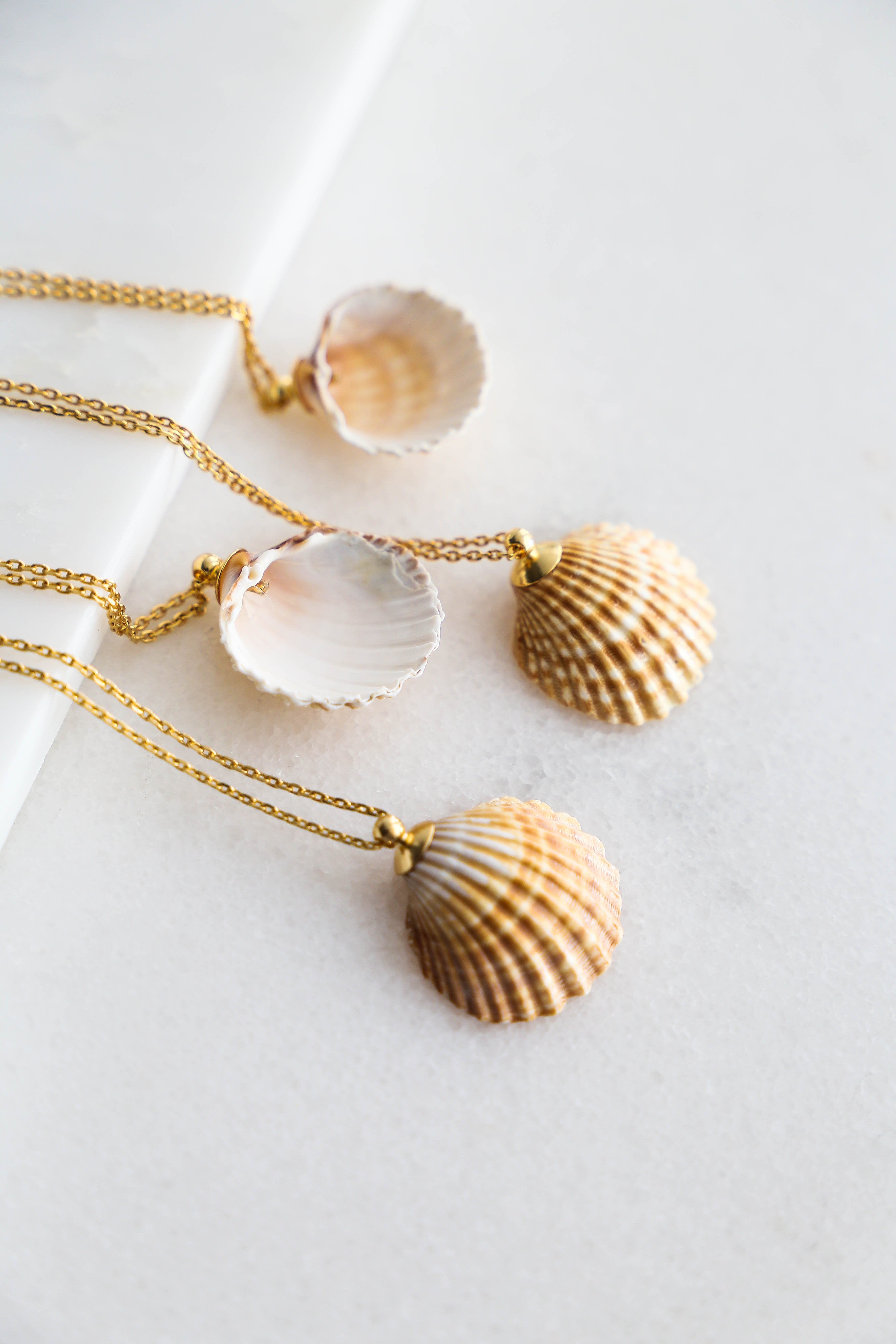 Sand Necklace - Boutique Minimaliste has waterproof, durable, elegant and vintage inspired jewelry