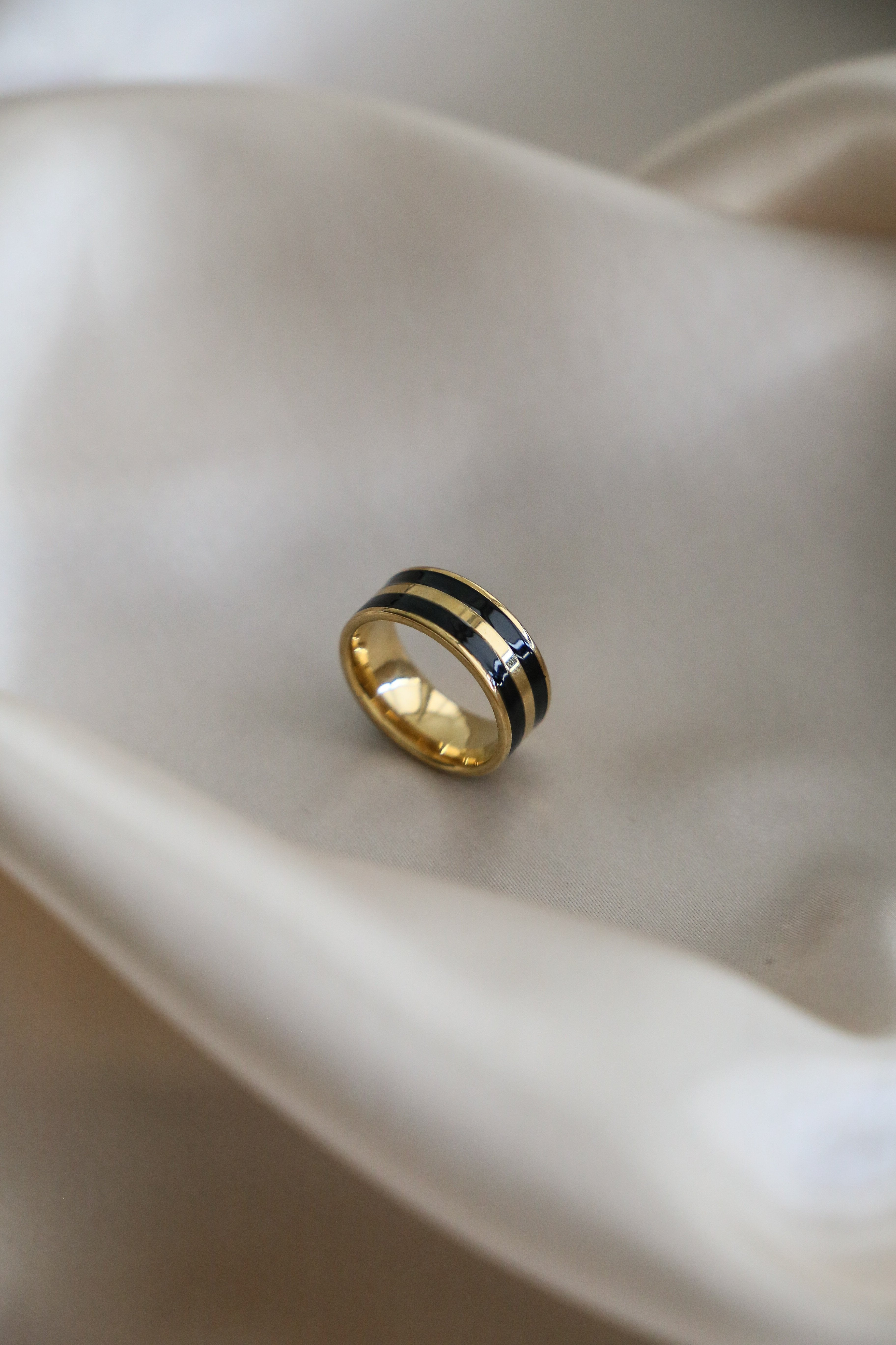 Sardegna Ring - Black - Boutique Minimaliste has waterproof, durable, elegant and vintage inspired jewelry