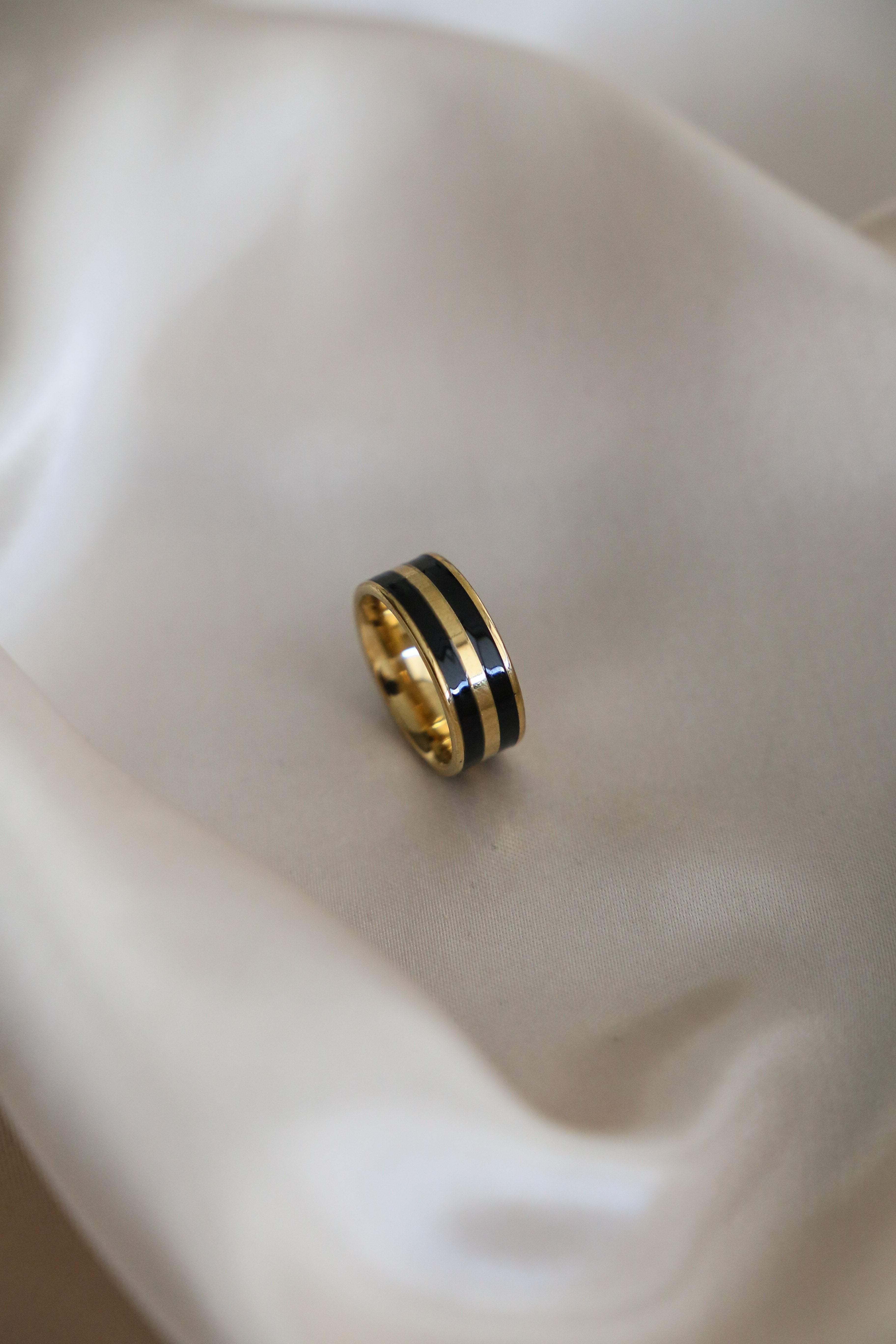 Sardegna Ring - Black - Boutique Minimaliste has waterproof, durable, elegant and vintage inspired jewelry