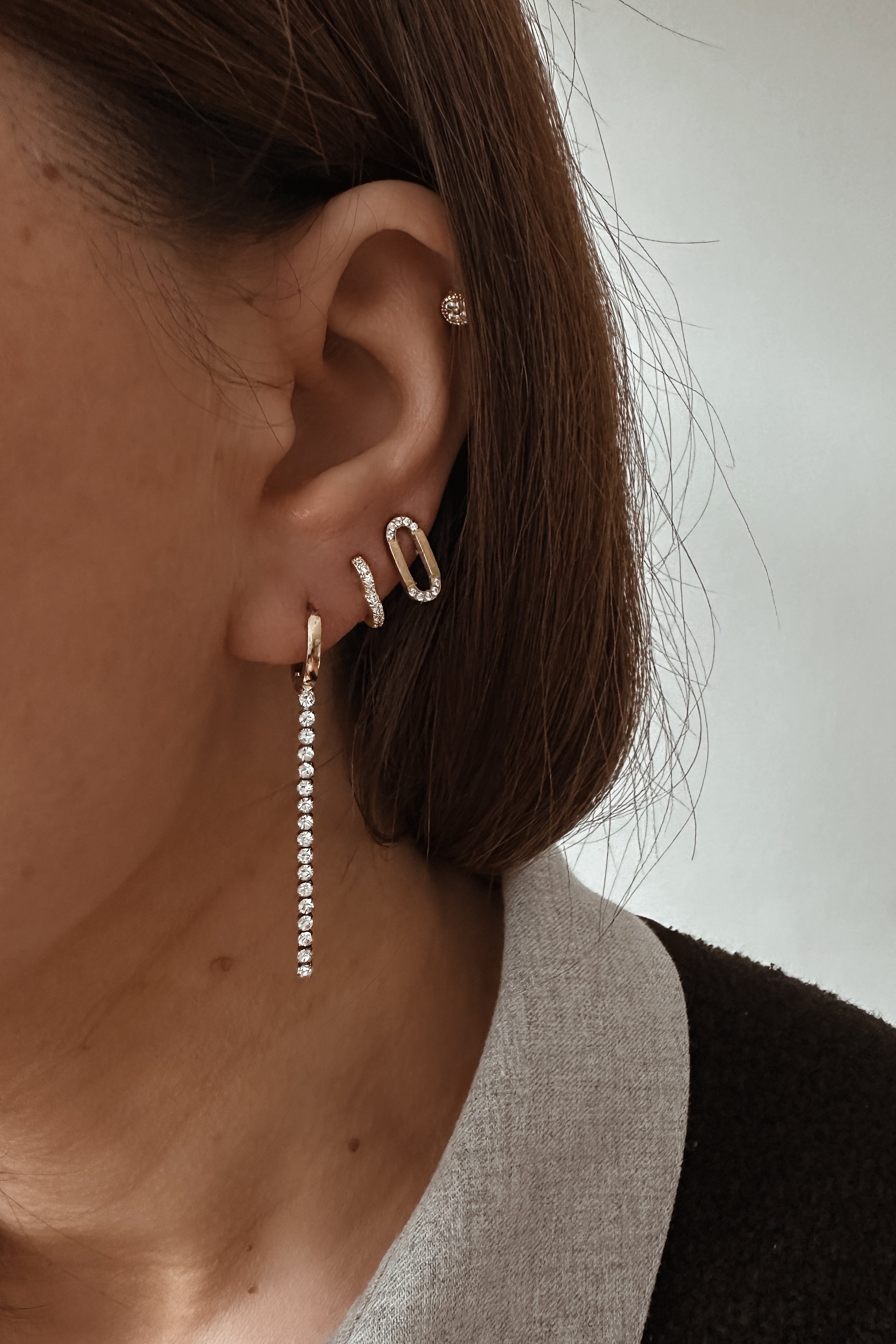 Sasha Piercing - Boutique Minimaliste has waterproof, durable, elegant and vintage inspired jewelry