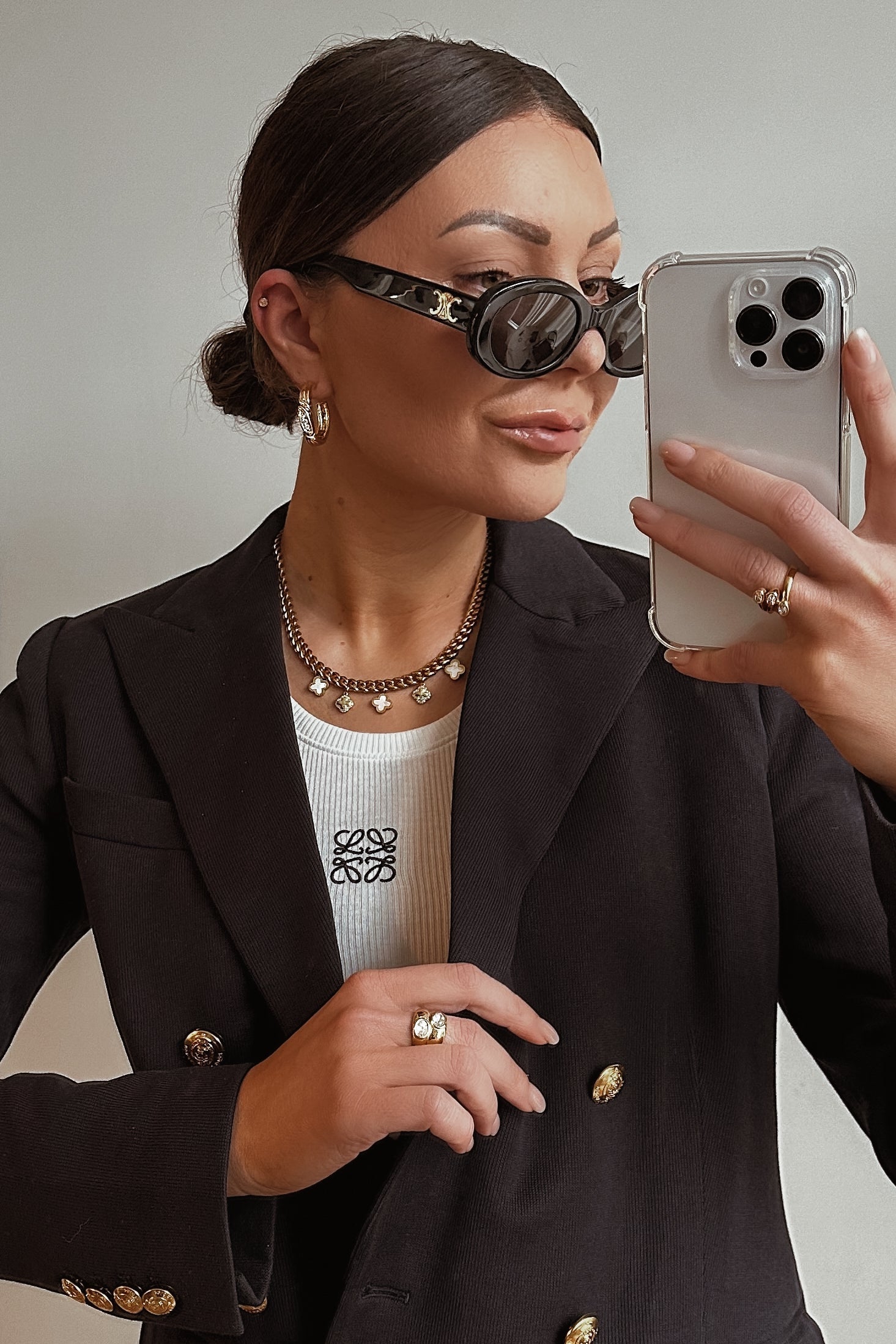 Sasha Piercing - Boutique Minimaliste has waterproof, durable, elegant and vintage inspired jewelry