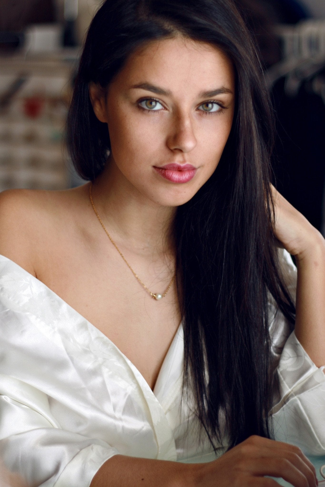 Single (Vintage) Pearl Necklace - has waterproof, durable, elegant and vintage inspired jewelry