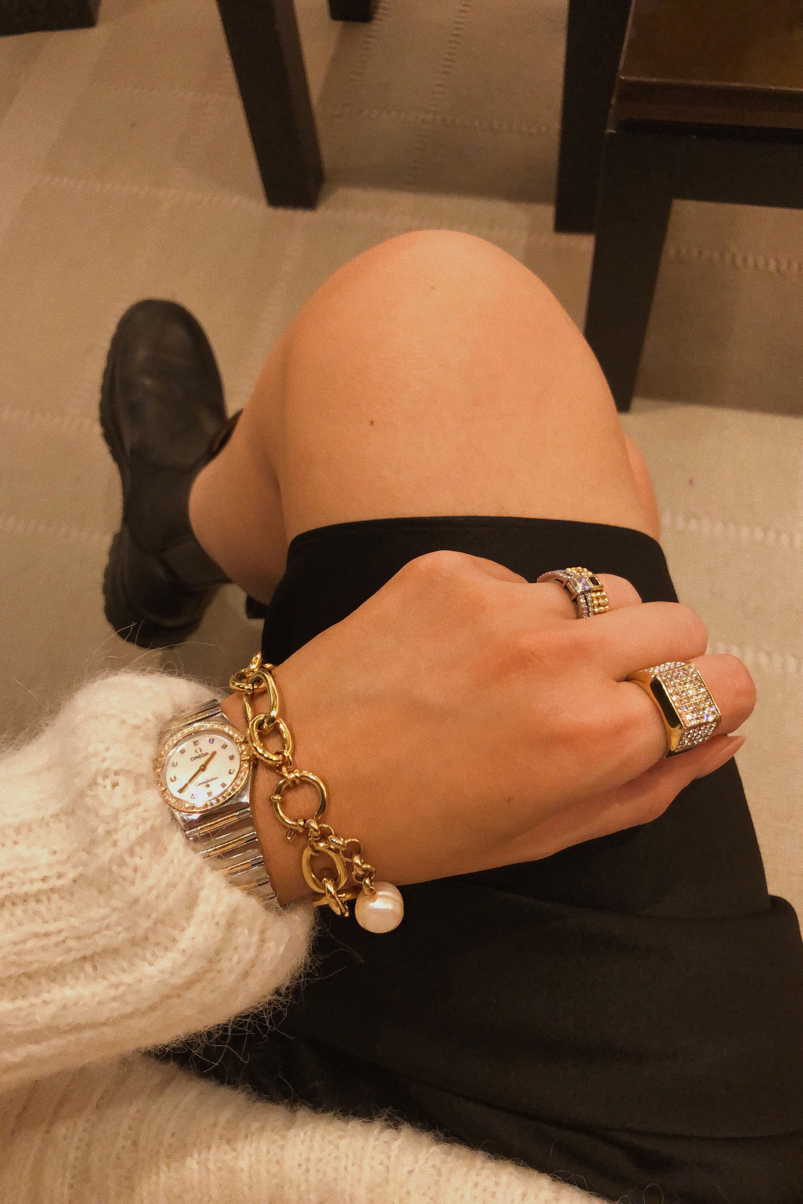 Sunlight Bracelet - Boutique Minimaliste has waterproof, durable, elegant and vintage inspired jewelry