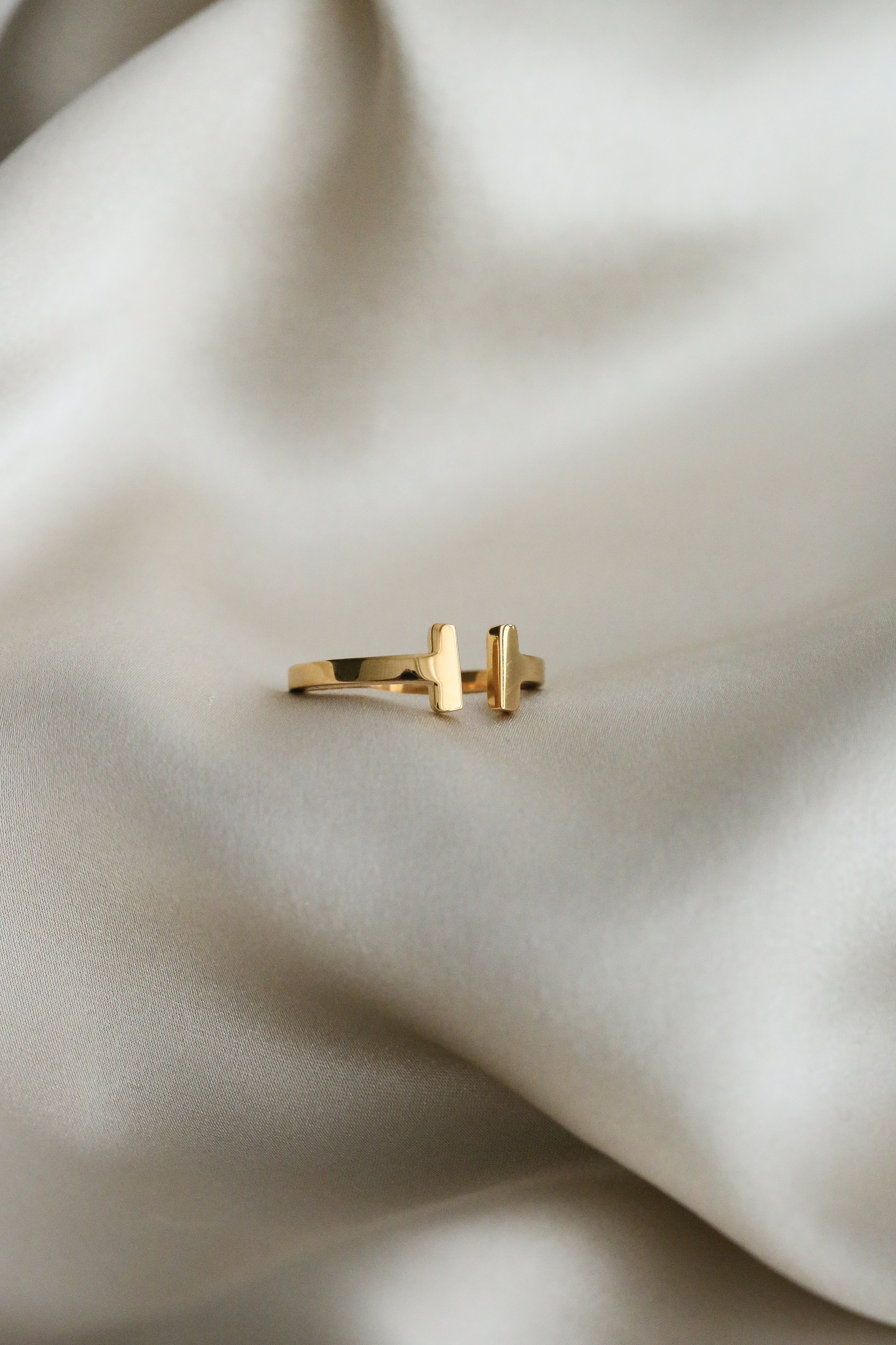 T Ring - has waterproof, durable, elegant and vintage inspired jewelry