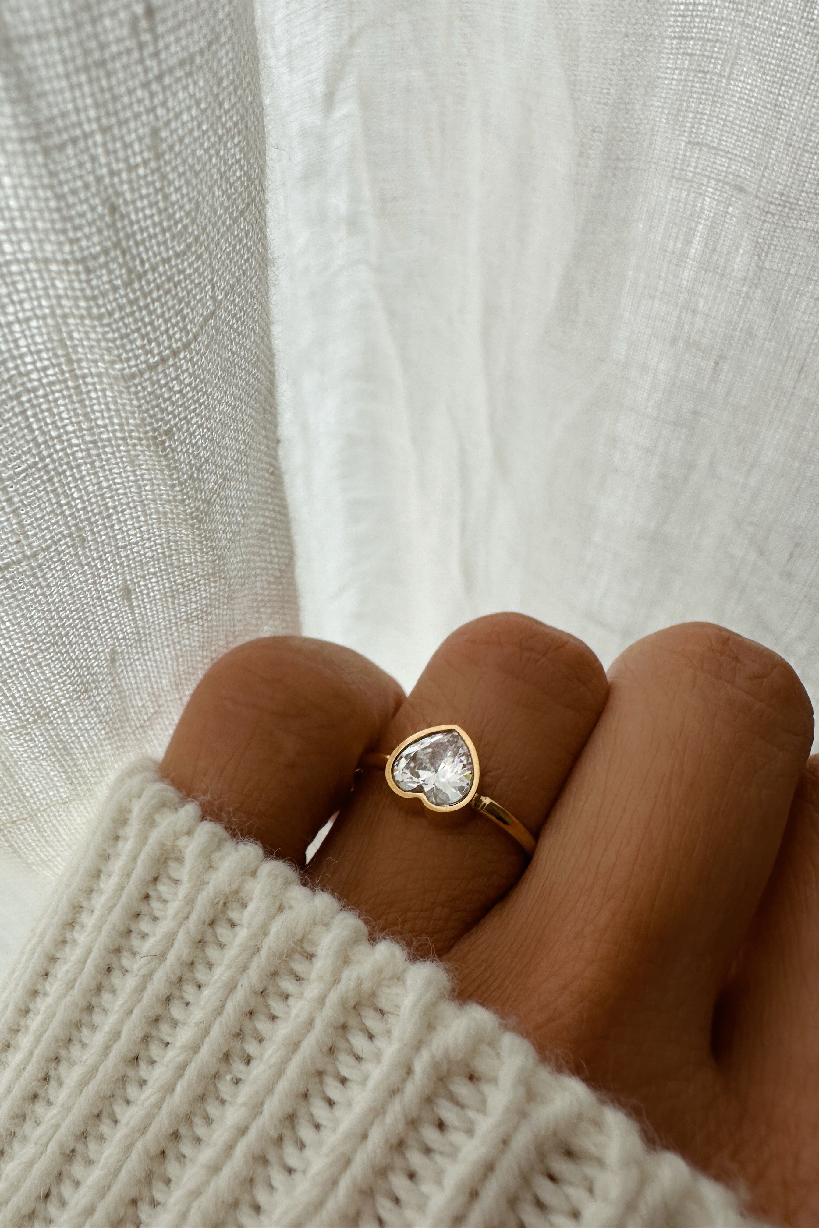 The Heart - Shaped Cubic Zirconia Ring - Boutique Minimaliste has waterproof, durable, elegant and vintage inspired jewelry