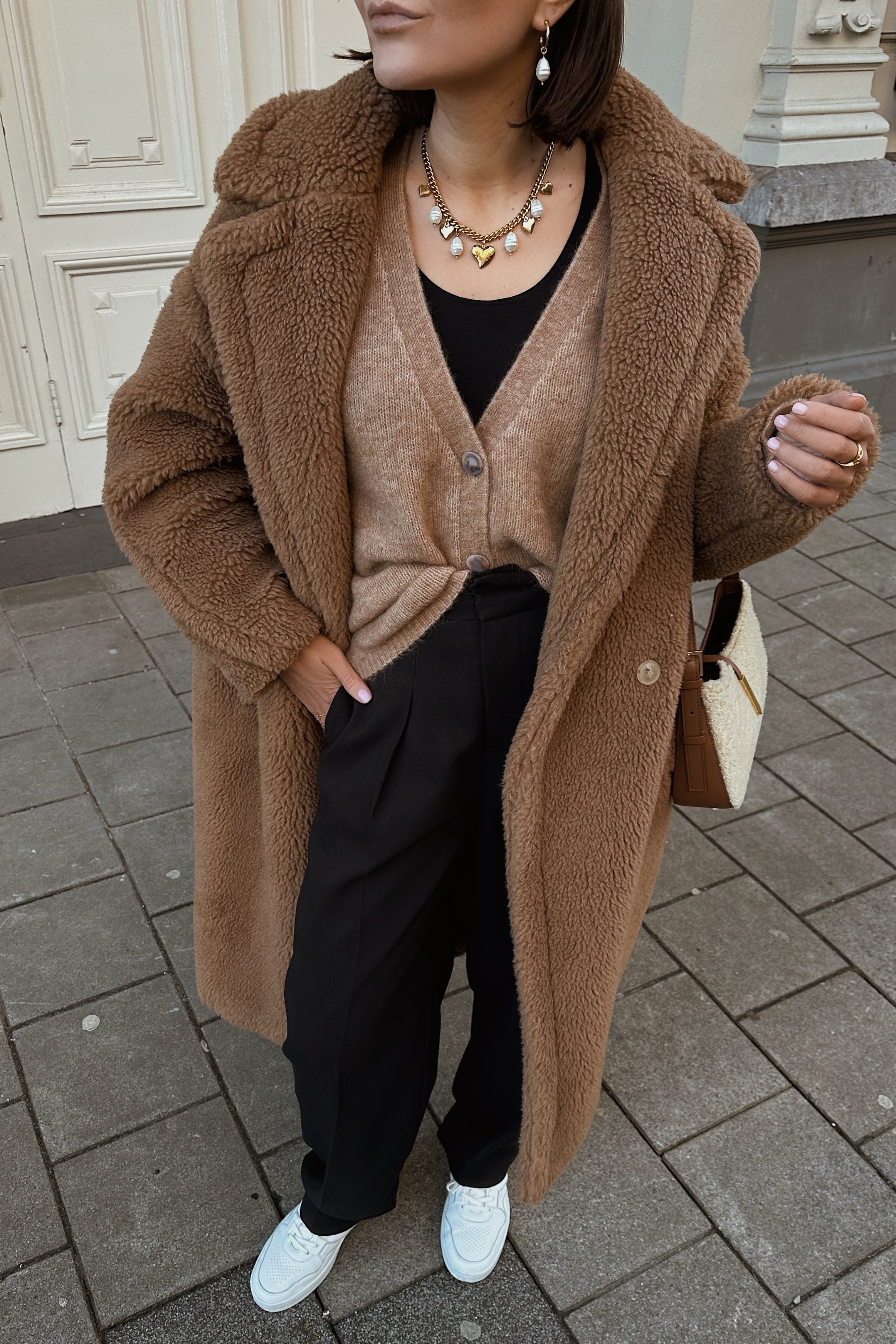 The Heart - Statement Necklace - Boutique Minimaliste has waterproof, durable, elegant and vintage inspired jewelry