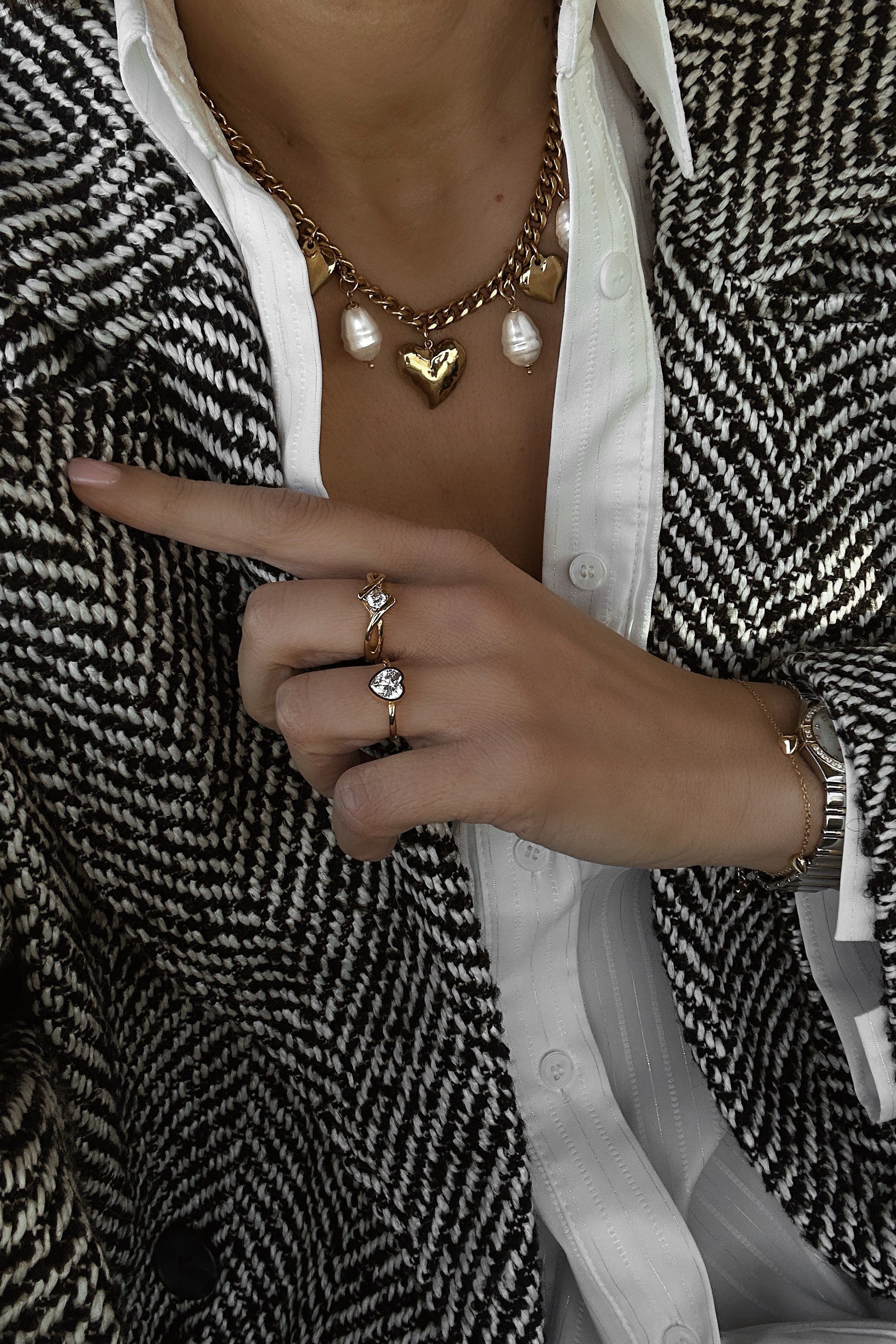 The Heart - Statement Necklace - Boutique Minimaliste has waterproof, durable, elegant and vintage inspired jewelry