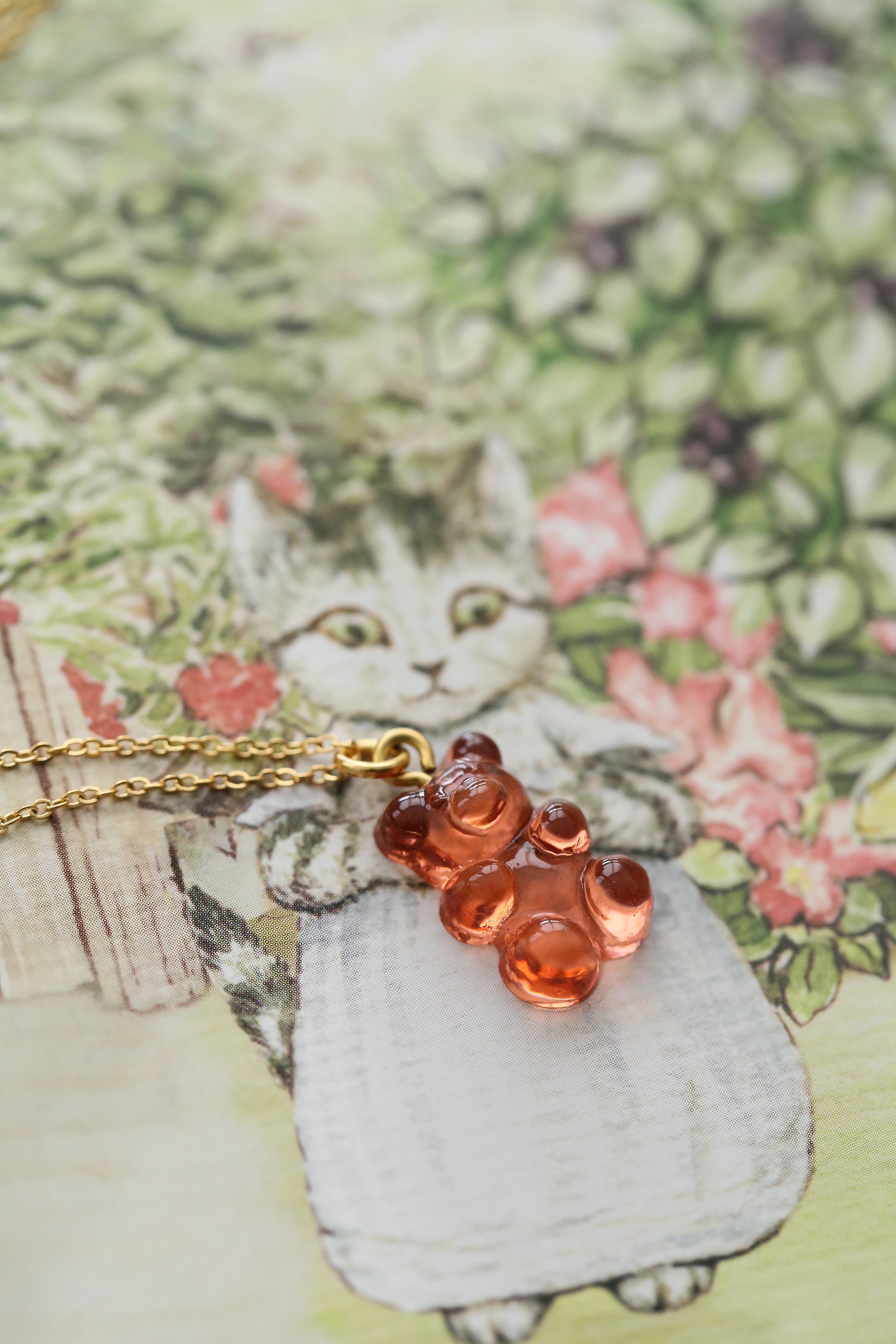 Violet (children) Necklace - Boutique Minimaliste has waterproof, durable, elegant and vintage inspired jewelry