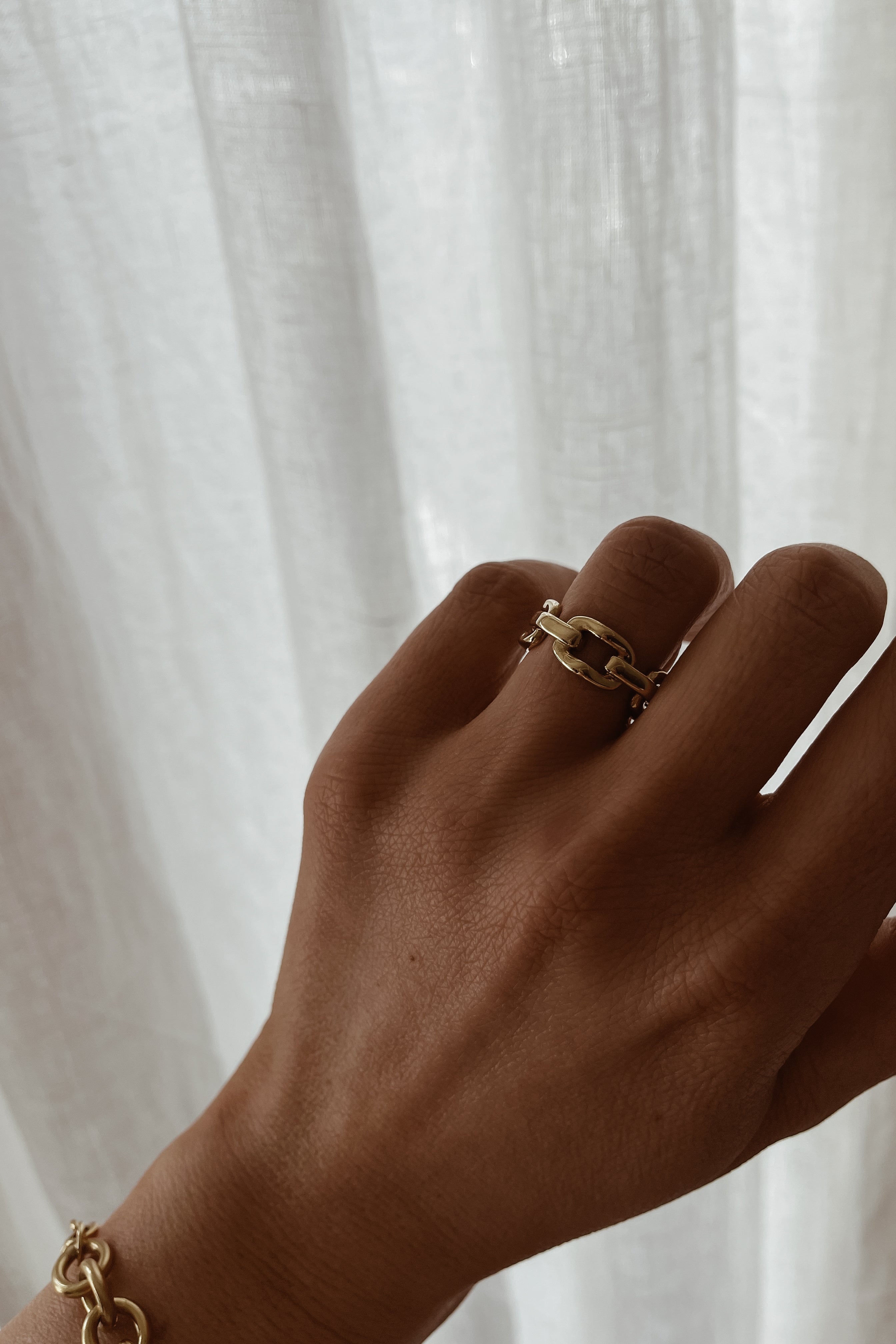 Vittoria Ring - Boutique Minimaliste has waterproof, durable, elegant and vintage inspired jewelry