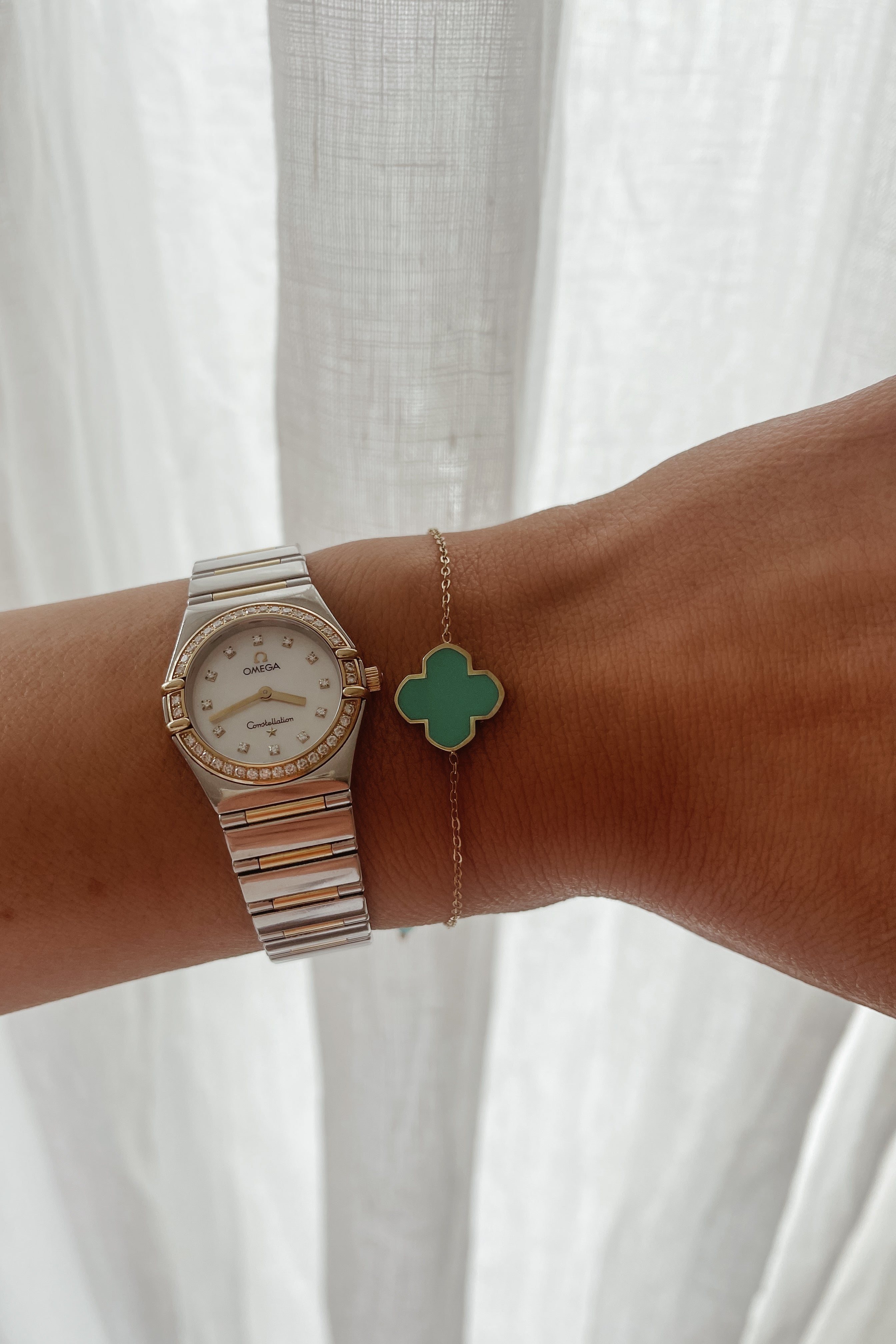 Whitney Bracelet - Boutique Minimaliste has waterproof, durable, elegant and vintage inspired jewelry