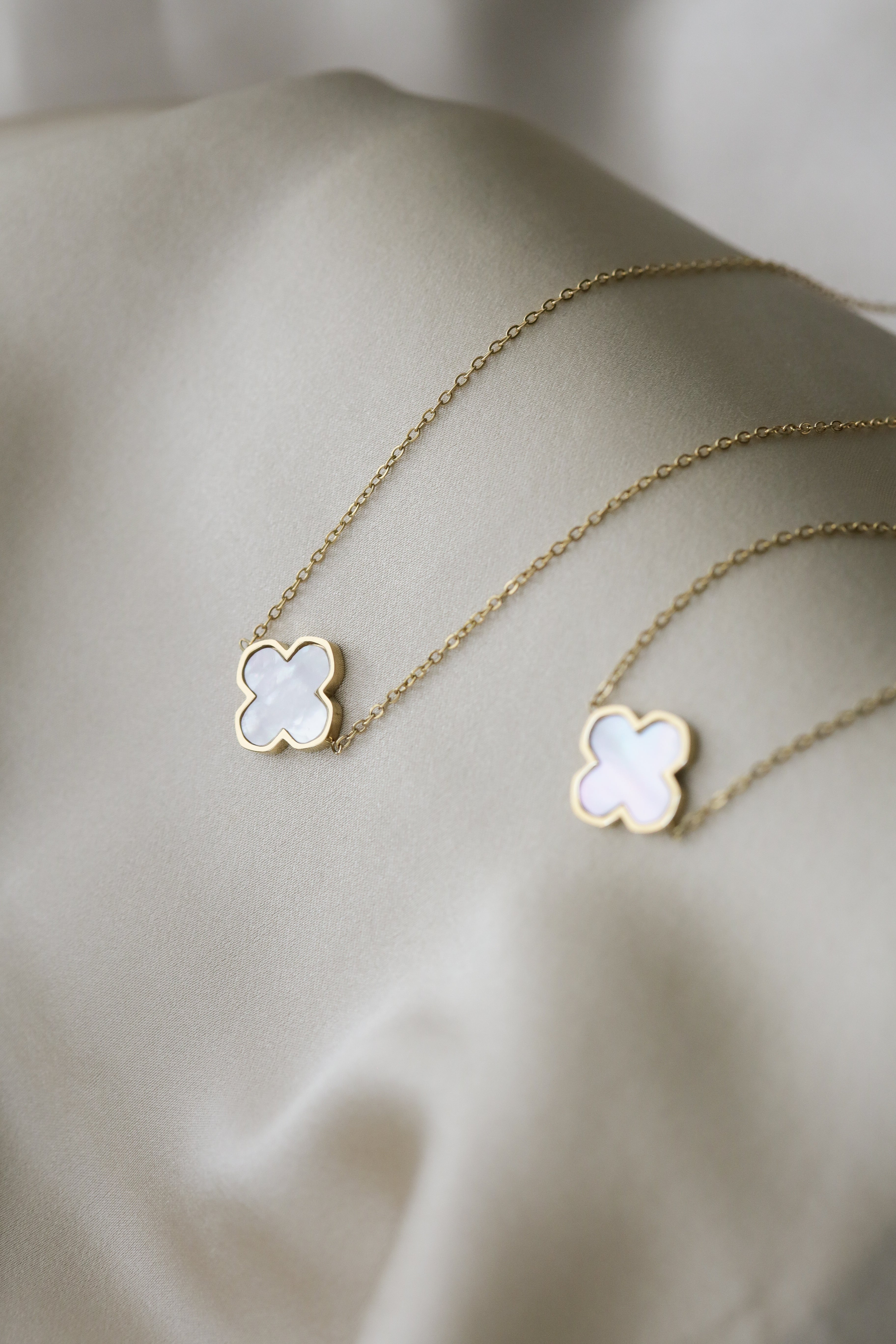 Xami Bracelet - Boutique Minimaliste has waterproof, durable, elegant and vintage inspired jewelry