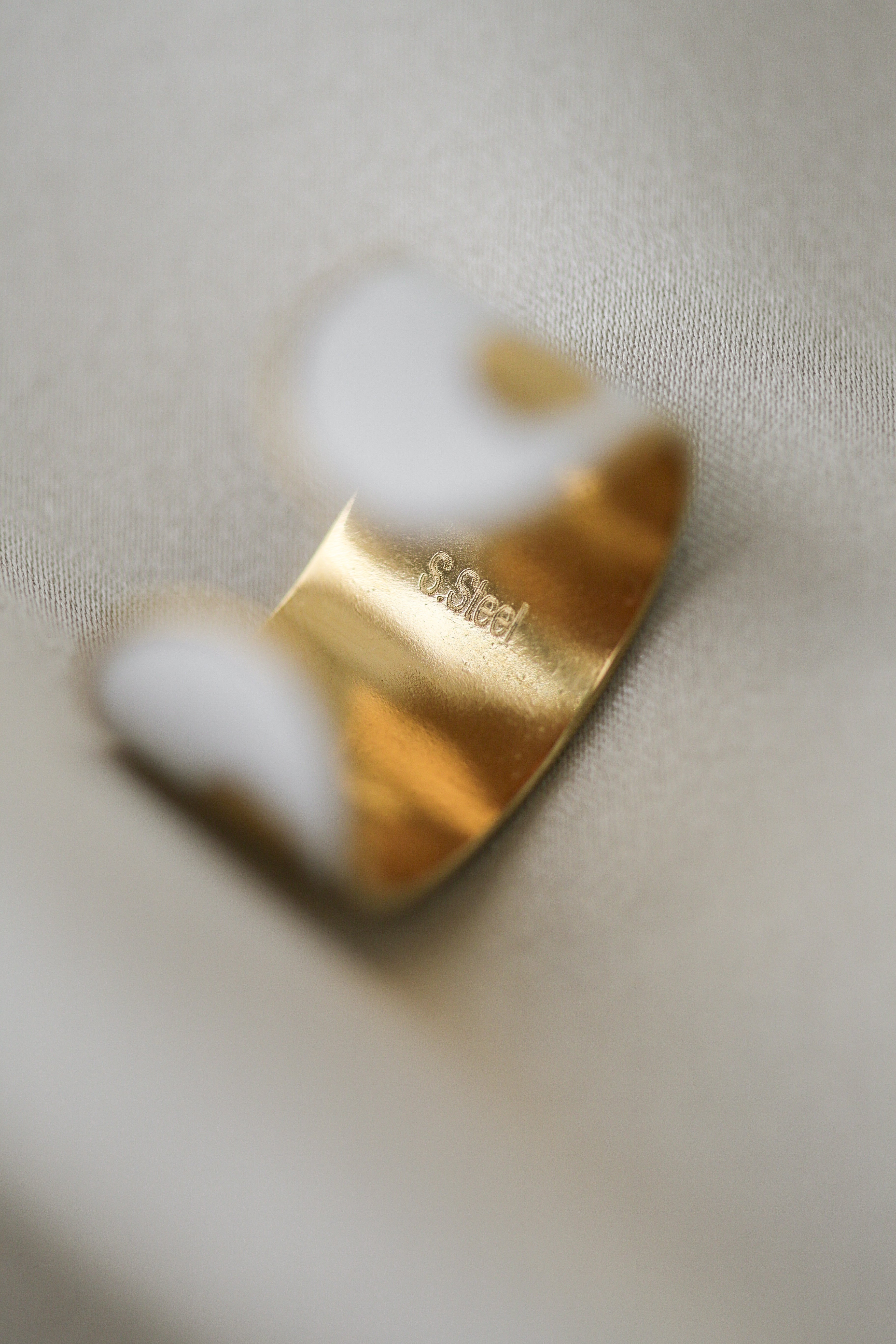 Xara Ring - Boutique Minimaliste has waterproof, durable, elegant and vintage inspired jewelry