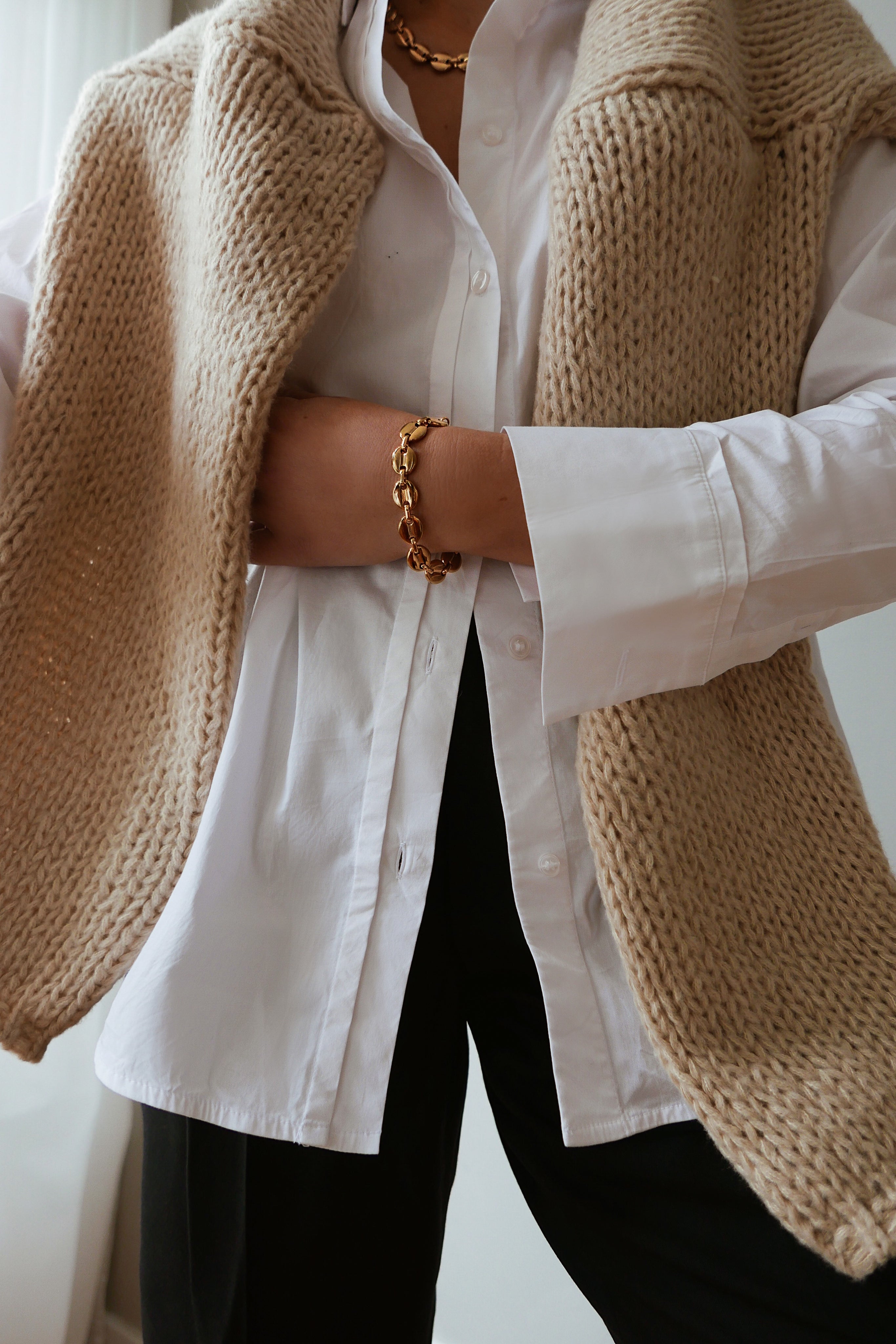 C Collection Campaign - Boutique Minimaliste