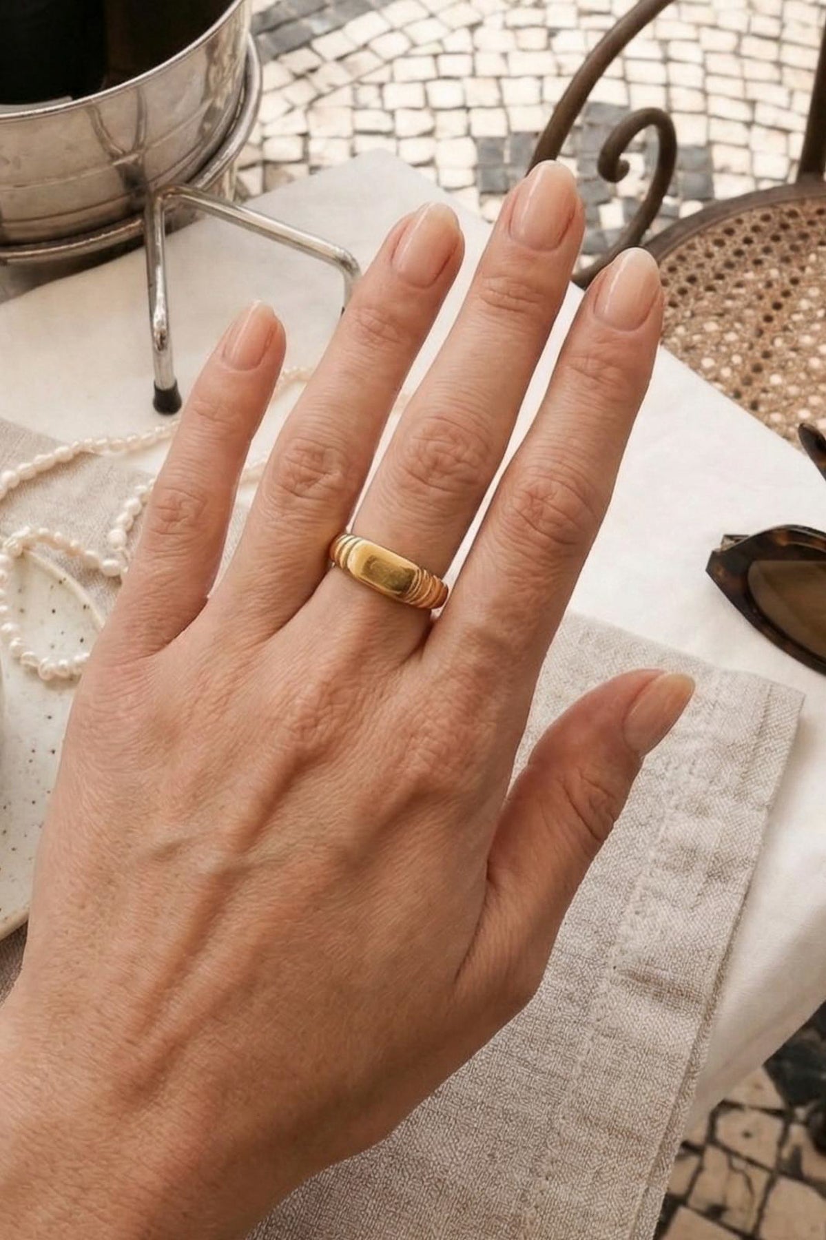 Manon Signet Ring