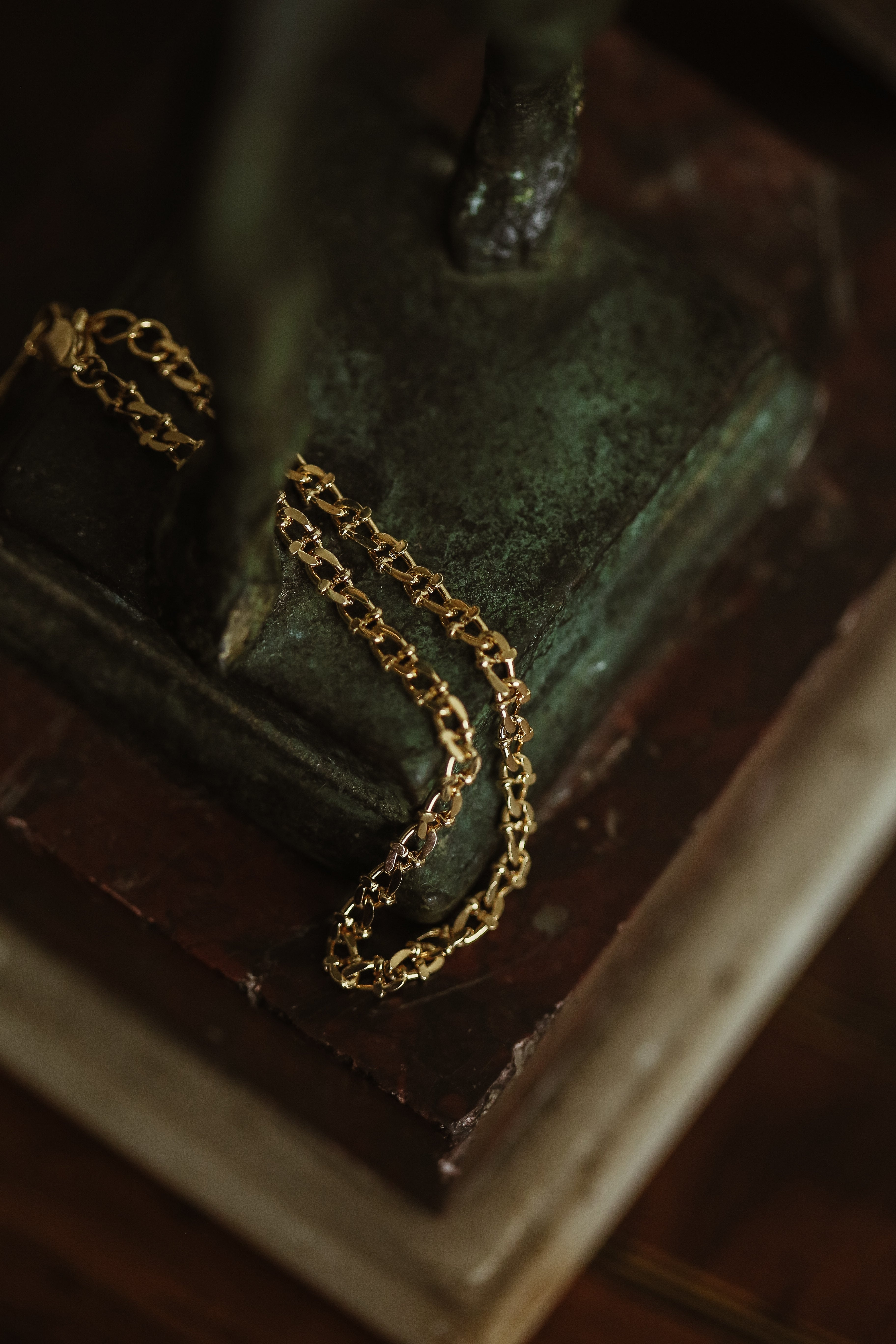 Bernadette (Vintage) Chain bracelet