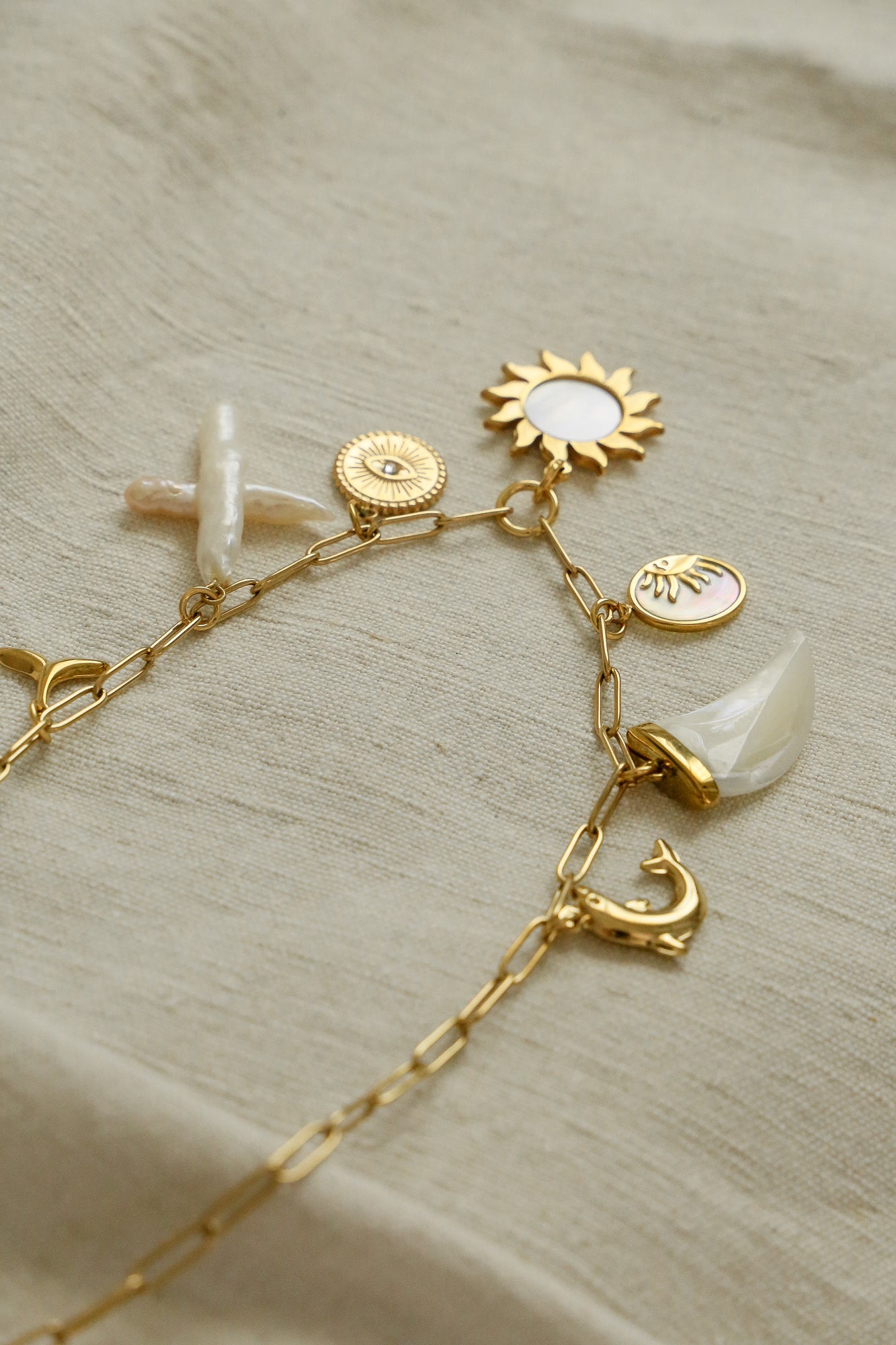 Alice Necklace