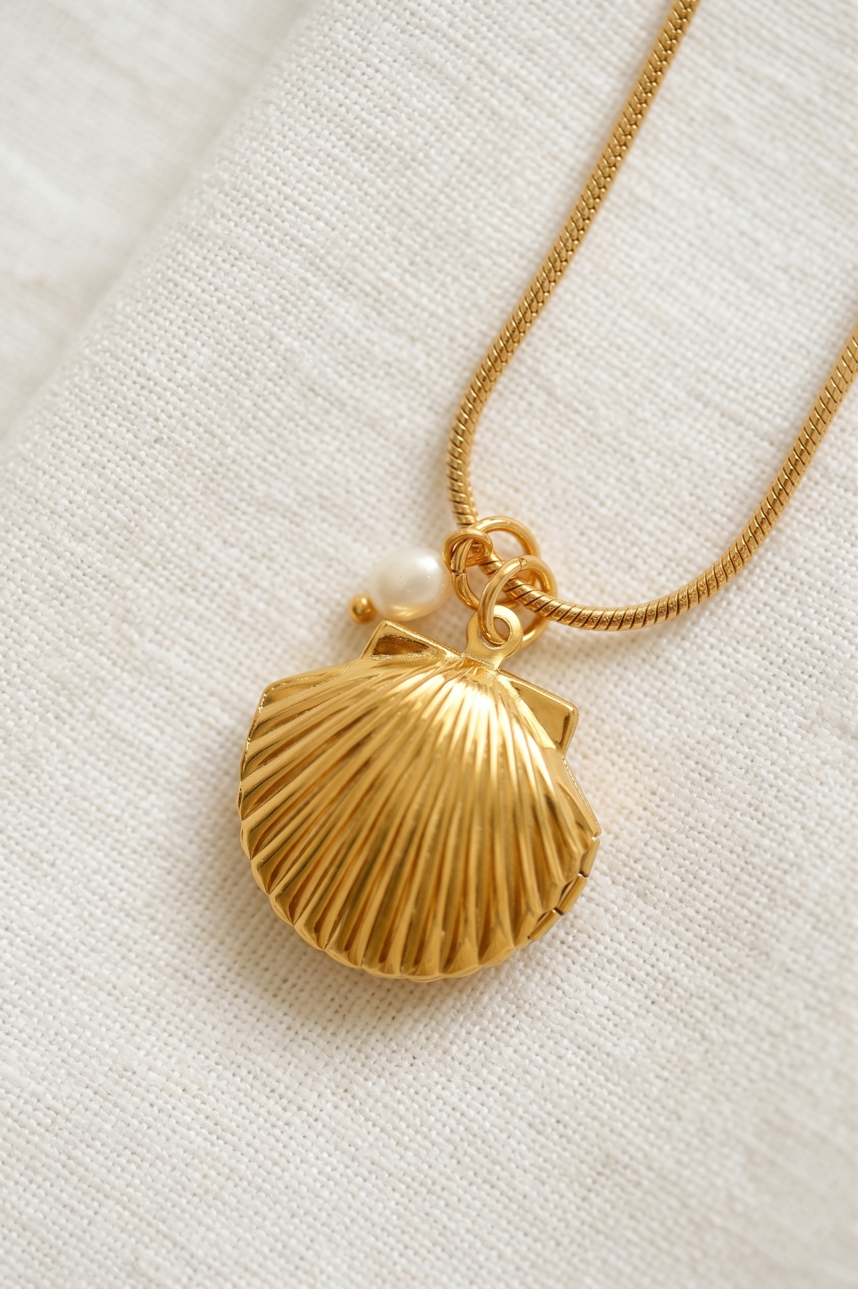 Emmanuelle Necklace
