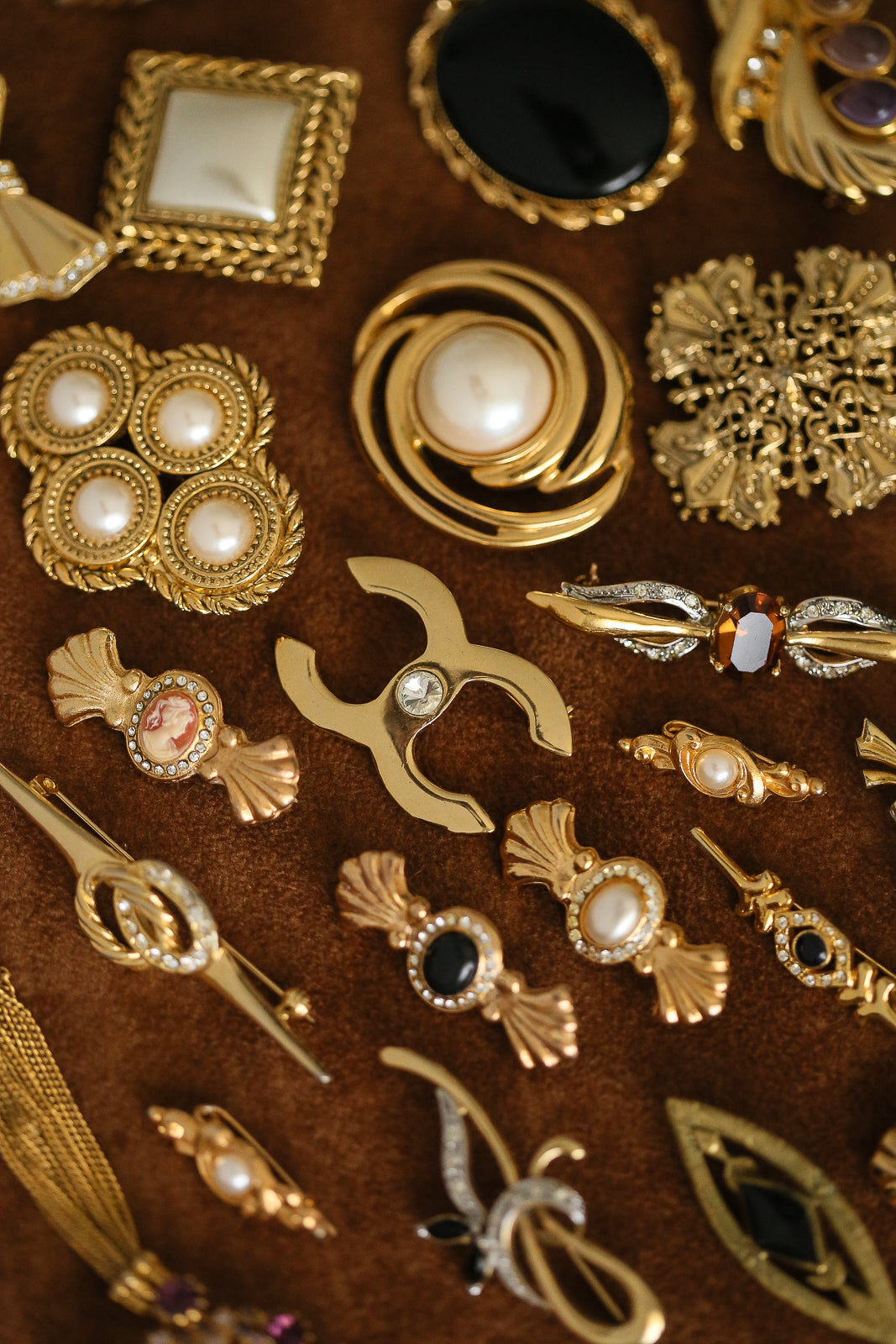 Eloise (vintage) Brooch