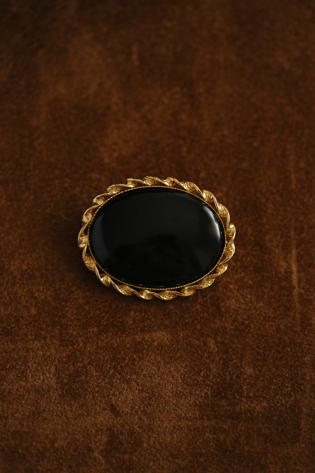 Agatha (vintage) Brooch
