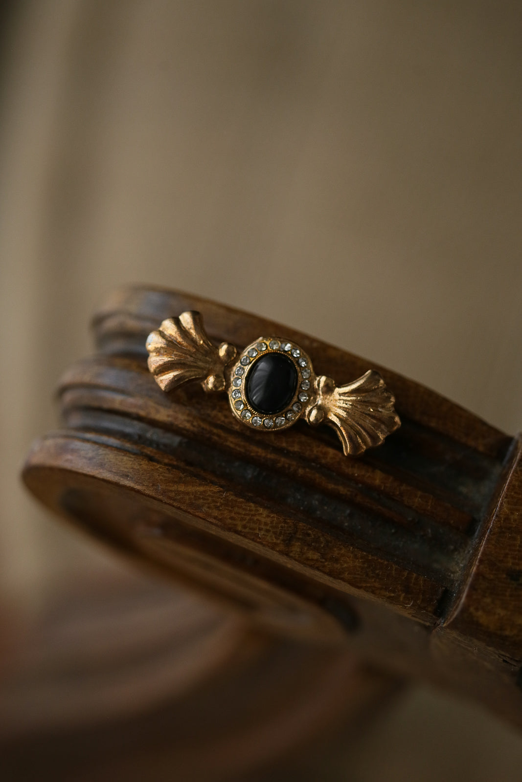 Eloise (vintage) Brooch