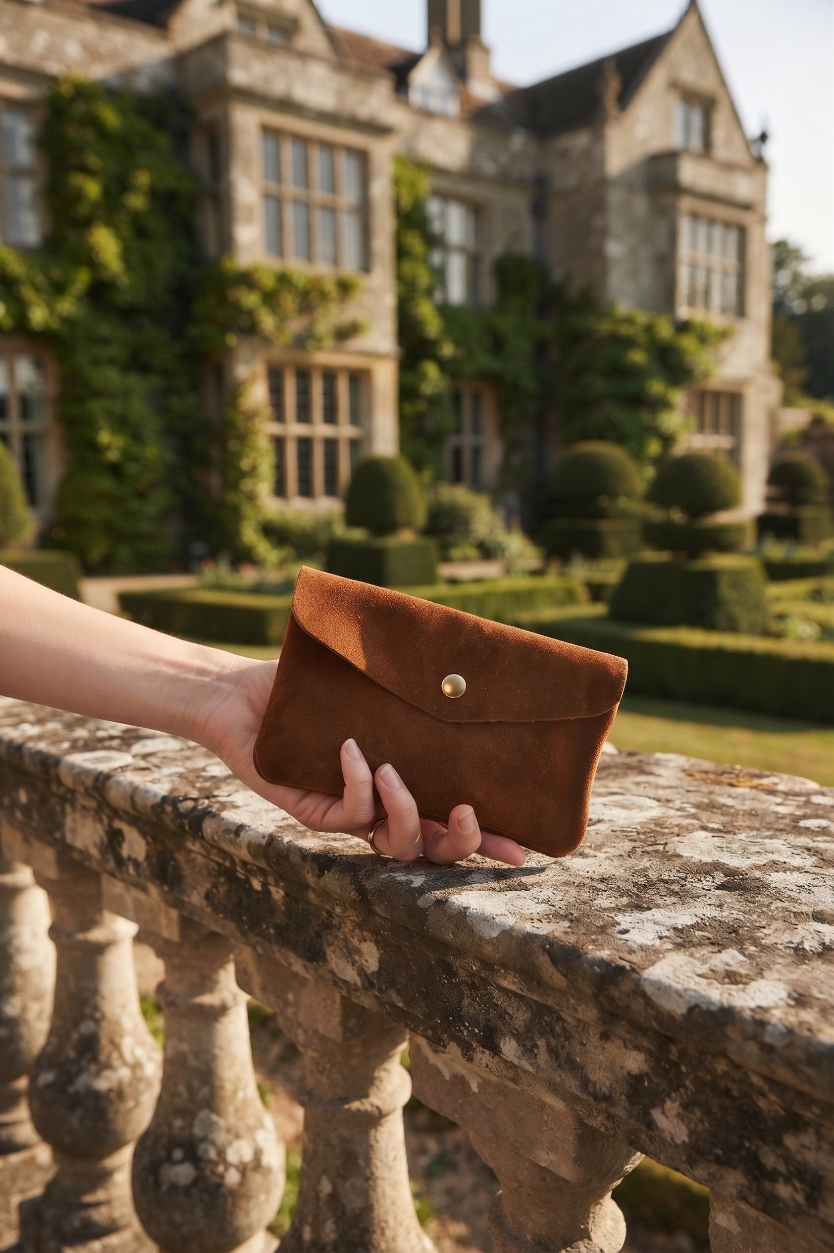 Josette Pouch