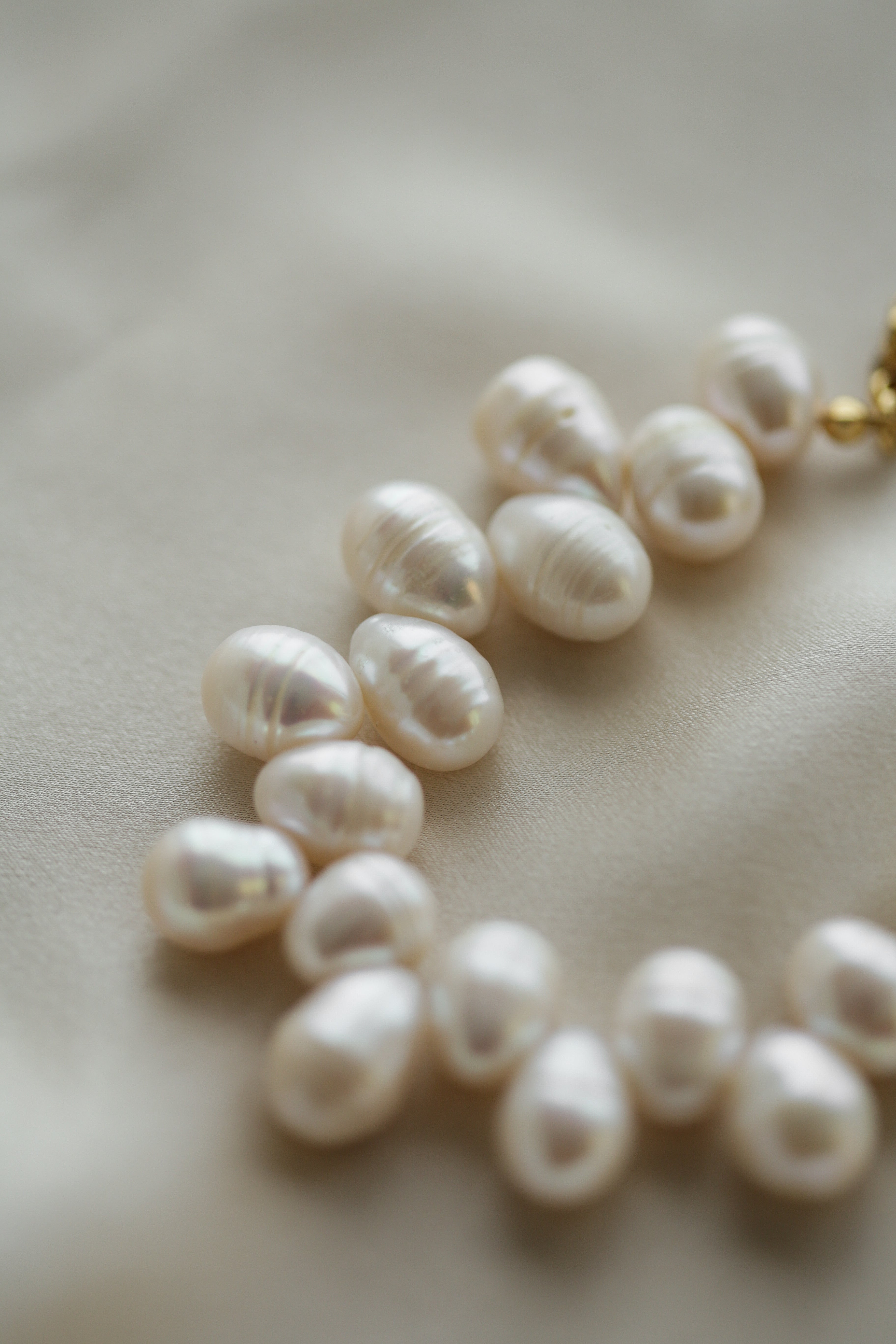 Entangled Pearls Bracelet