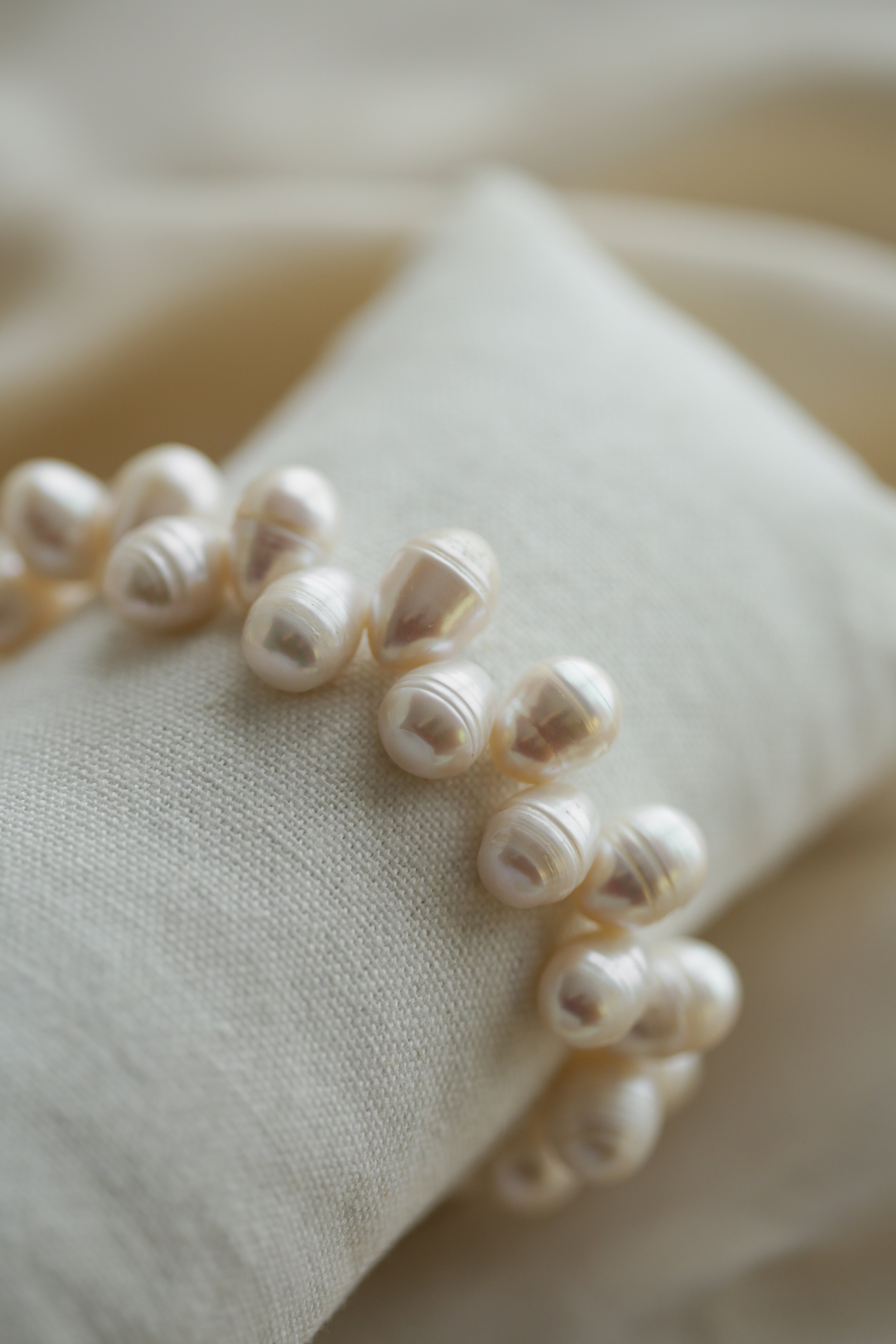 Entangled Pearls Bracelet