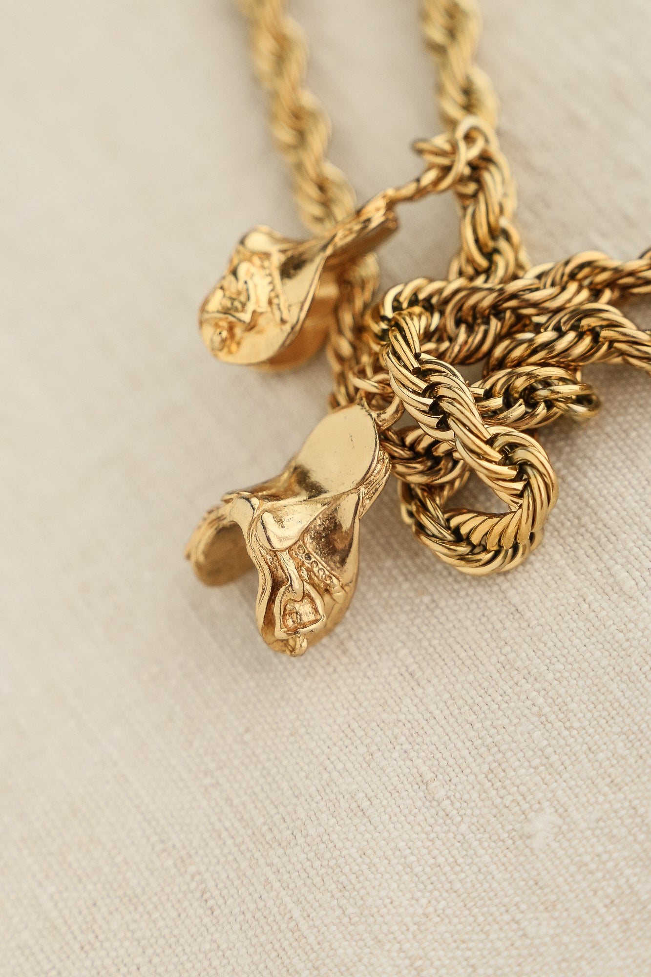 Rosily Belt & Necklace