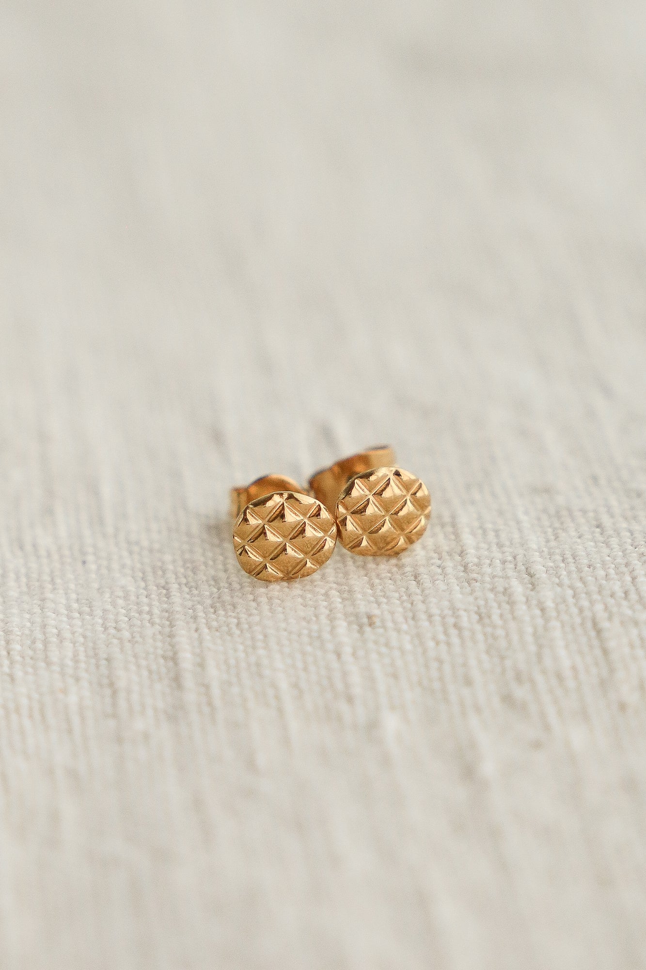 Léane Stud Earrings