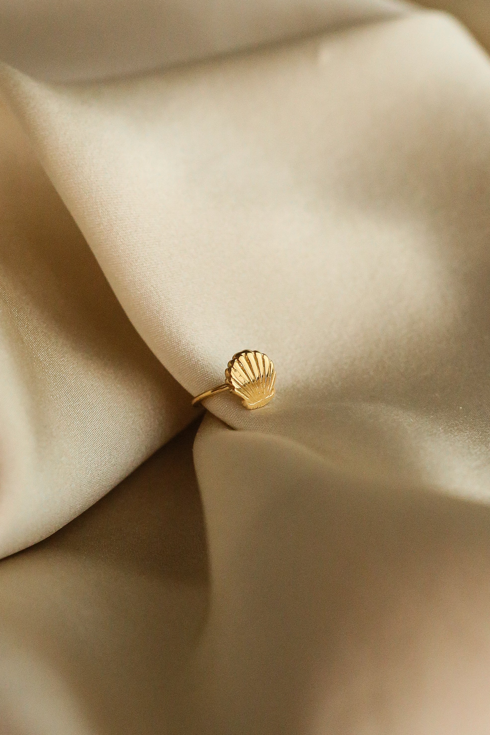 Caia Ear Cuff