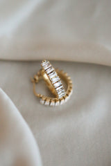 Zena Hoops