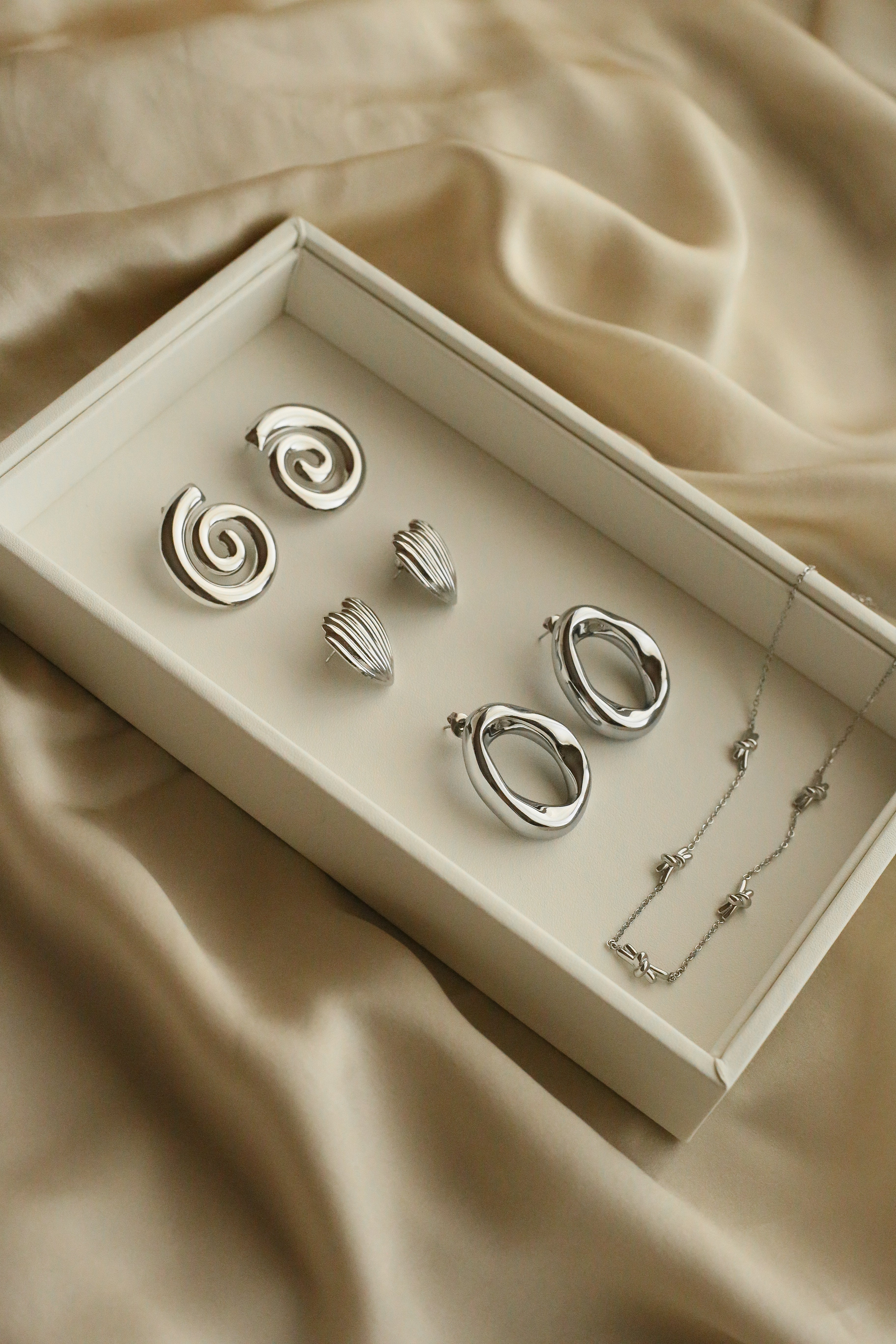 Alba Statement Earrings - has waterproof, durable, elegant and vintage inspired jewelry