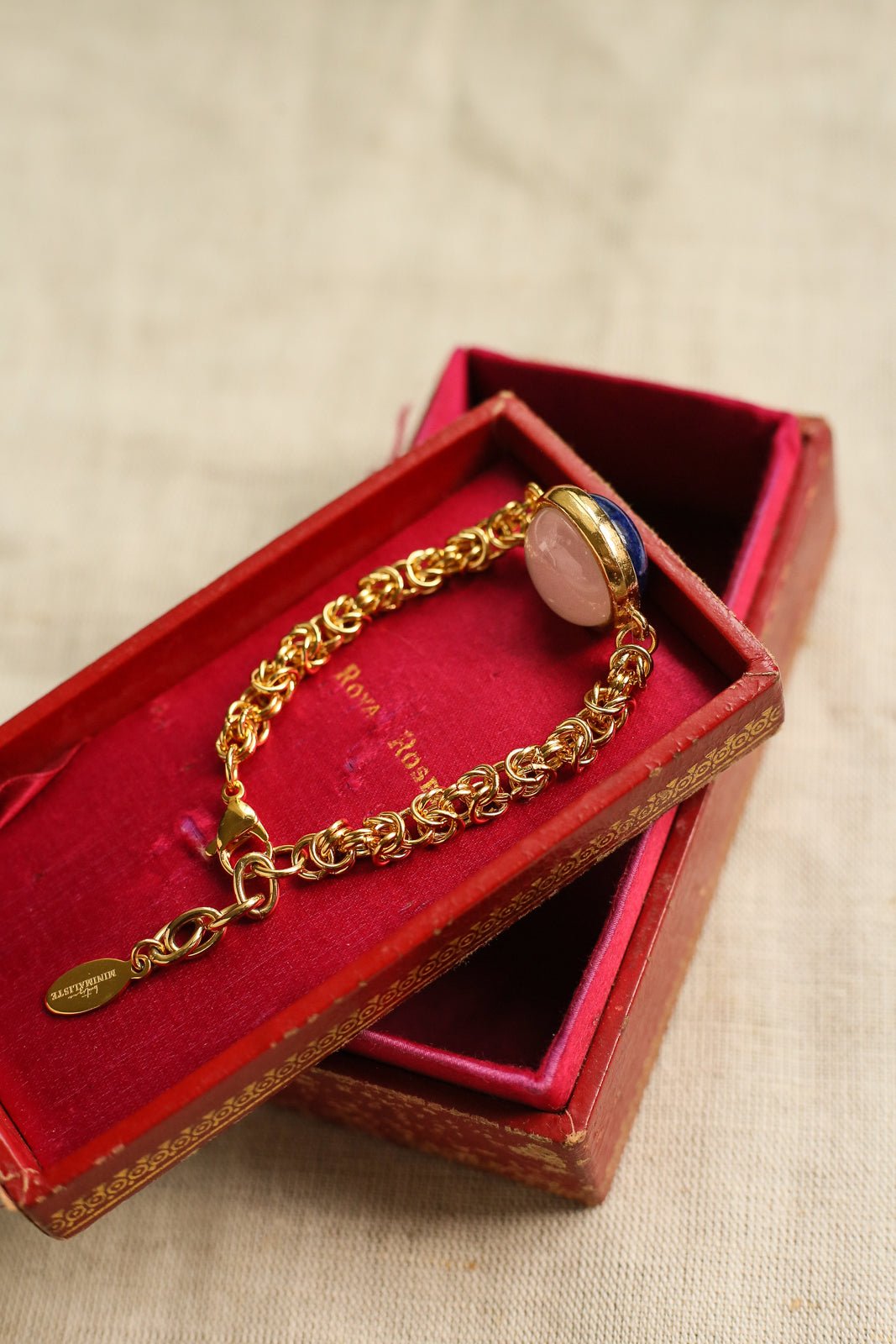 Amara (vintage) Bracelet - has waterproof, durable, elegant and vintage inspired jewelry