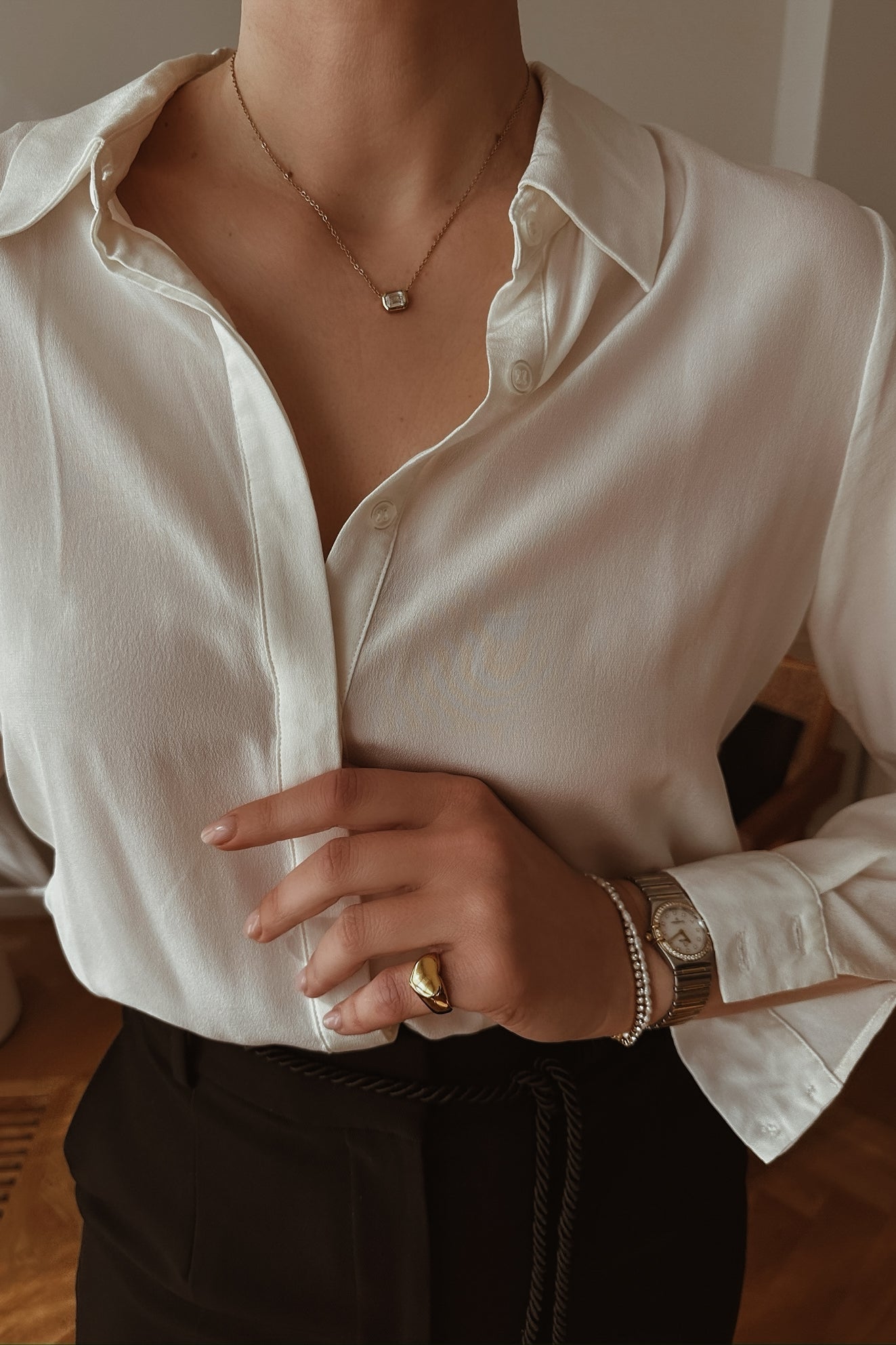 Beige Pinky Ring - Boutique Minimaliste has waterproof, durable, elegant and vintage inspired jewelry