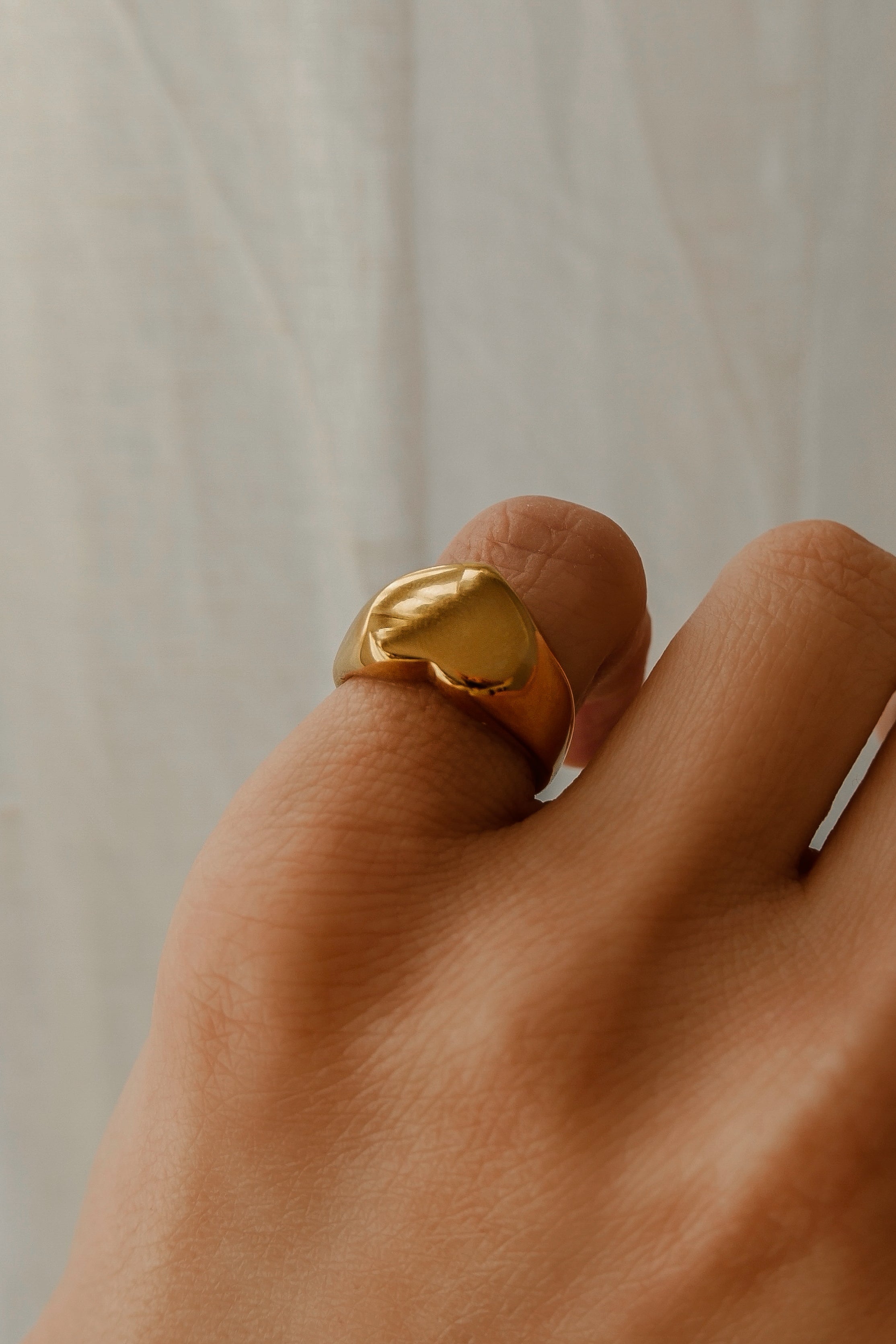 Beige Pinky Ring - Boutique Minimaliste has waterproof, durable, elegant and vintage inspired jewelry