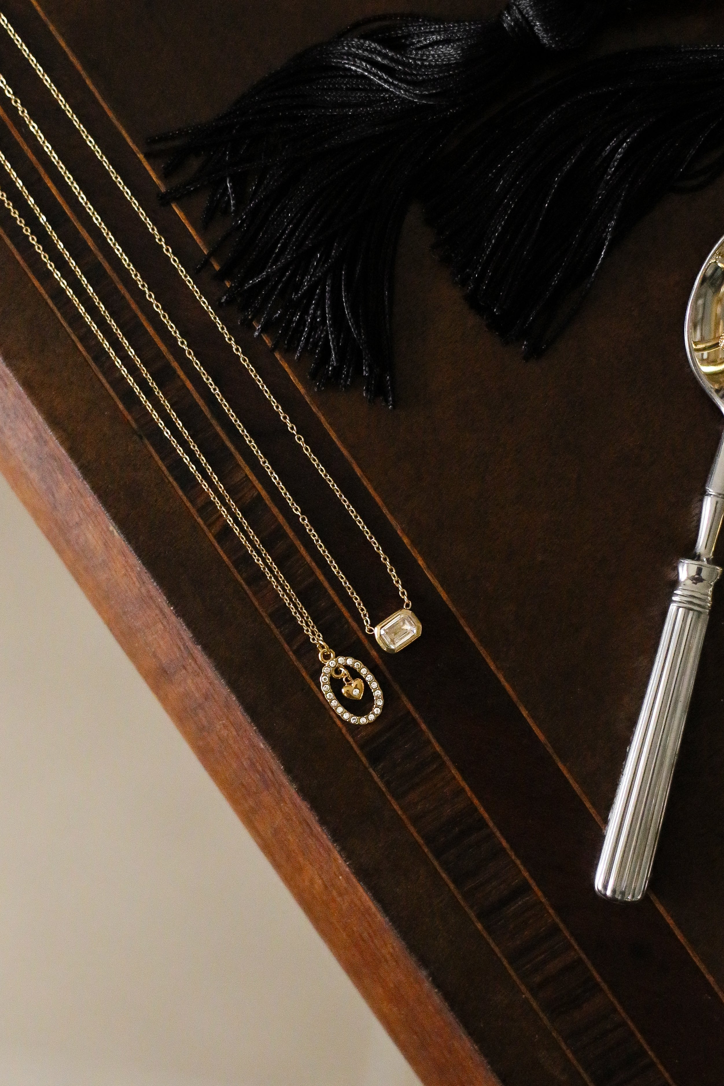 Bettina Necklace - Boutique Minimaliste has waterproof, durable, elegant and vintage inspired jewelry