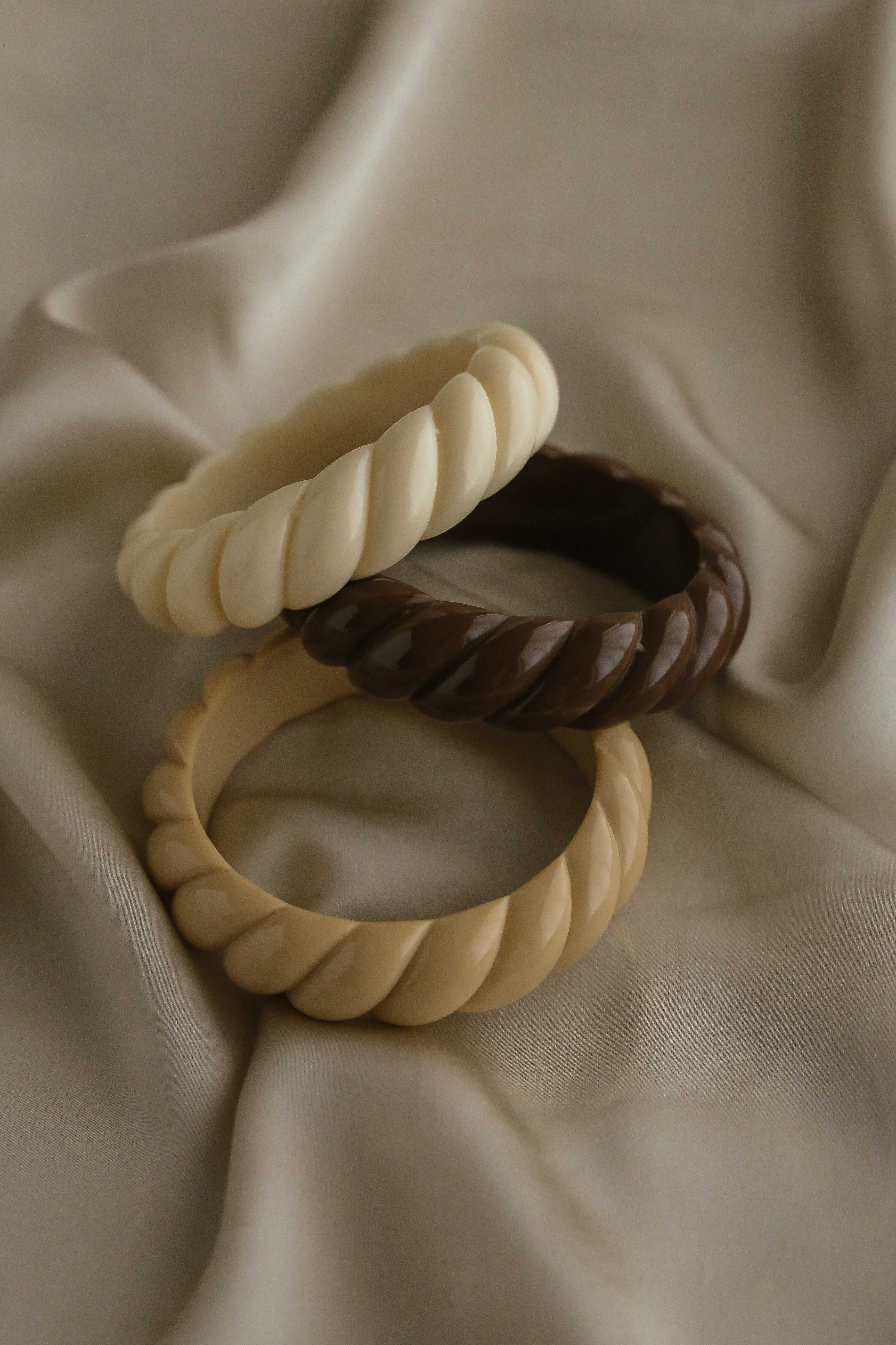 Bianca Bangles - Boutique Minimaliste has waterproof, durable, elegant and vintage inspired jewelry