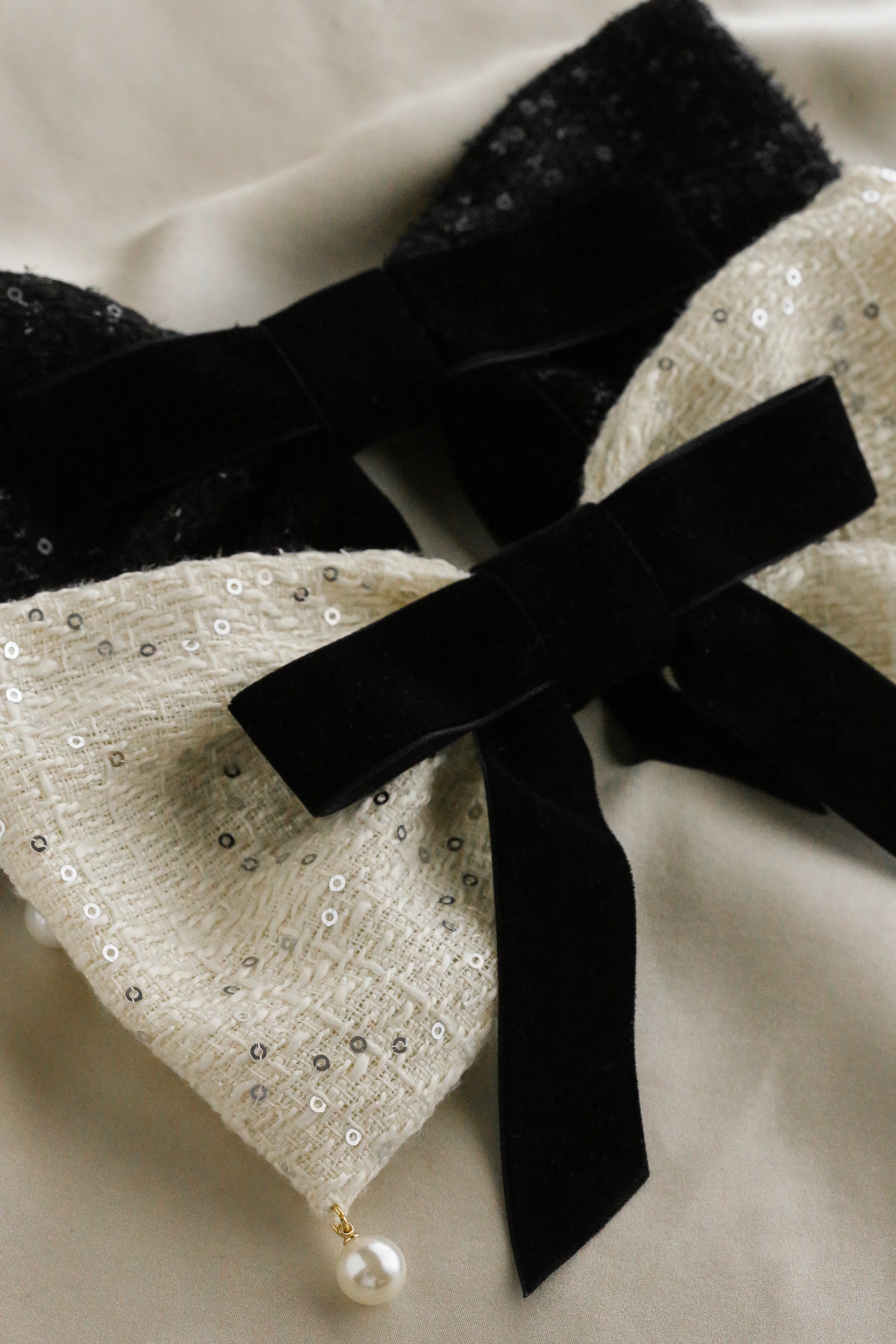 Caroline Bow Barrette - Boutique Minimaliste has waterproof, durable, elegant and vintage inspired jewelry