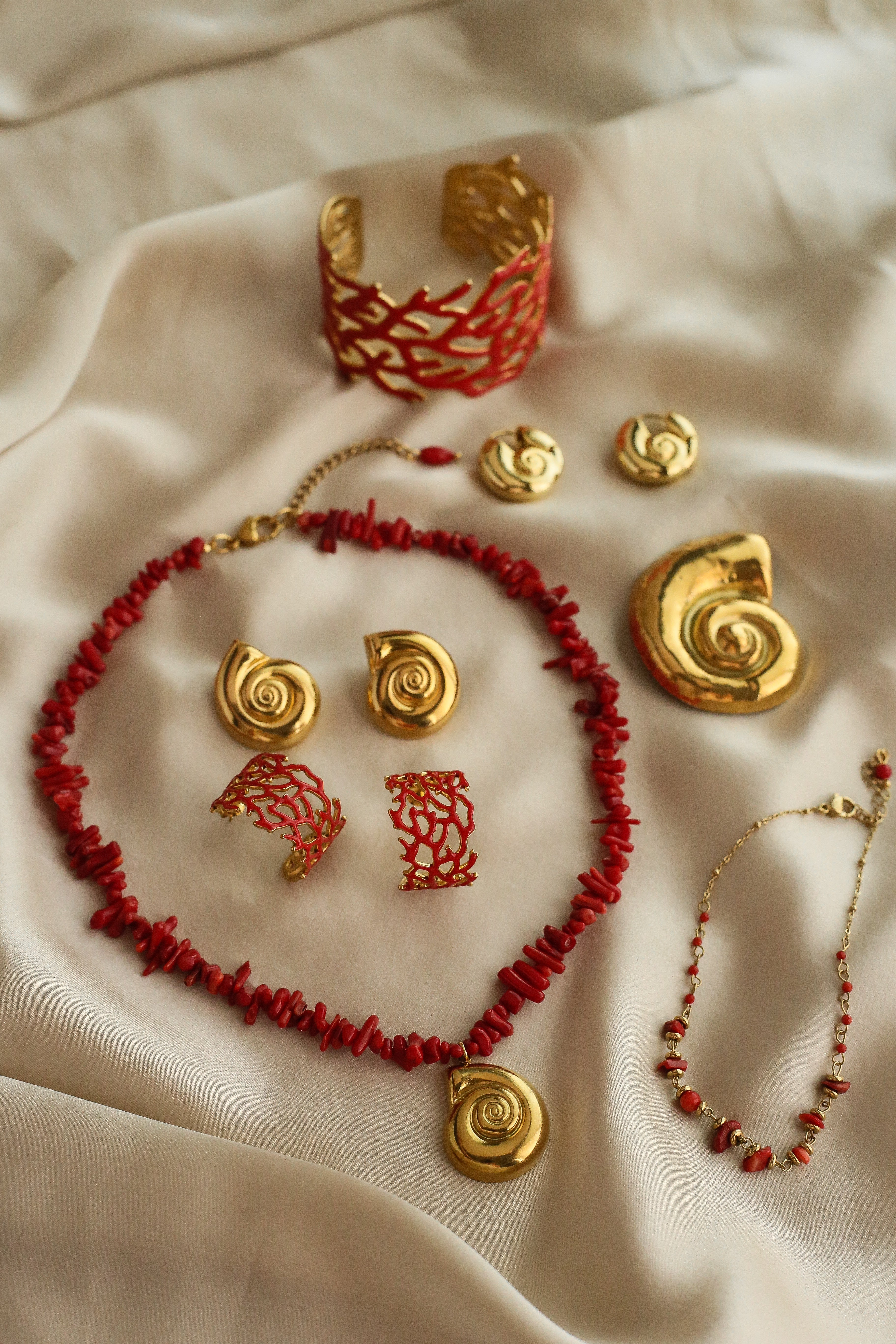 Carrie Anklet - has waterproof, durable, elegant and vintage inspired jewelry