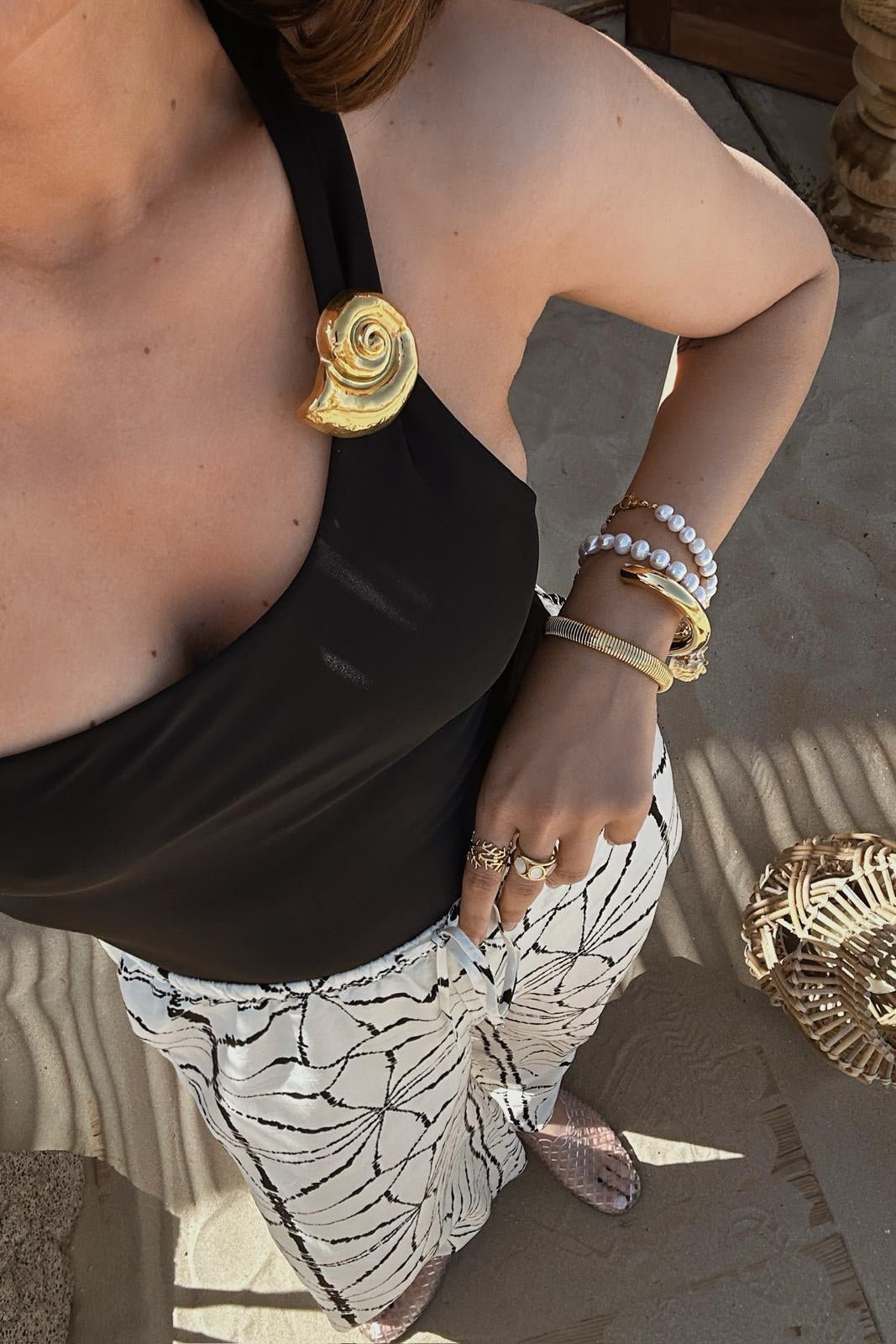 Carrie Brooch - has waterproof, durable, elegant and vintage inspired jewelry