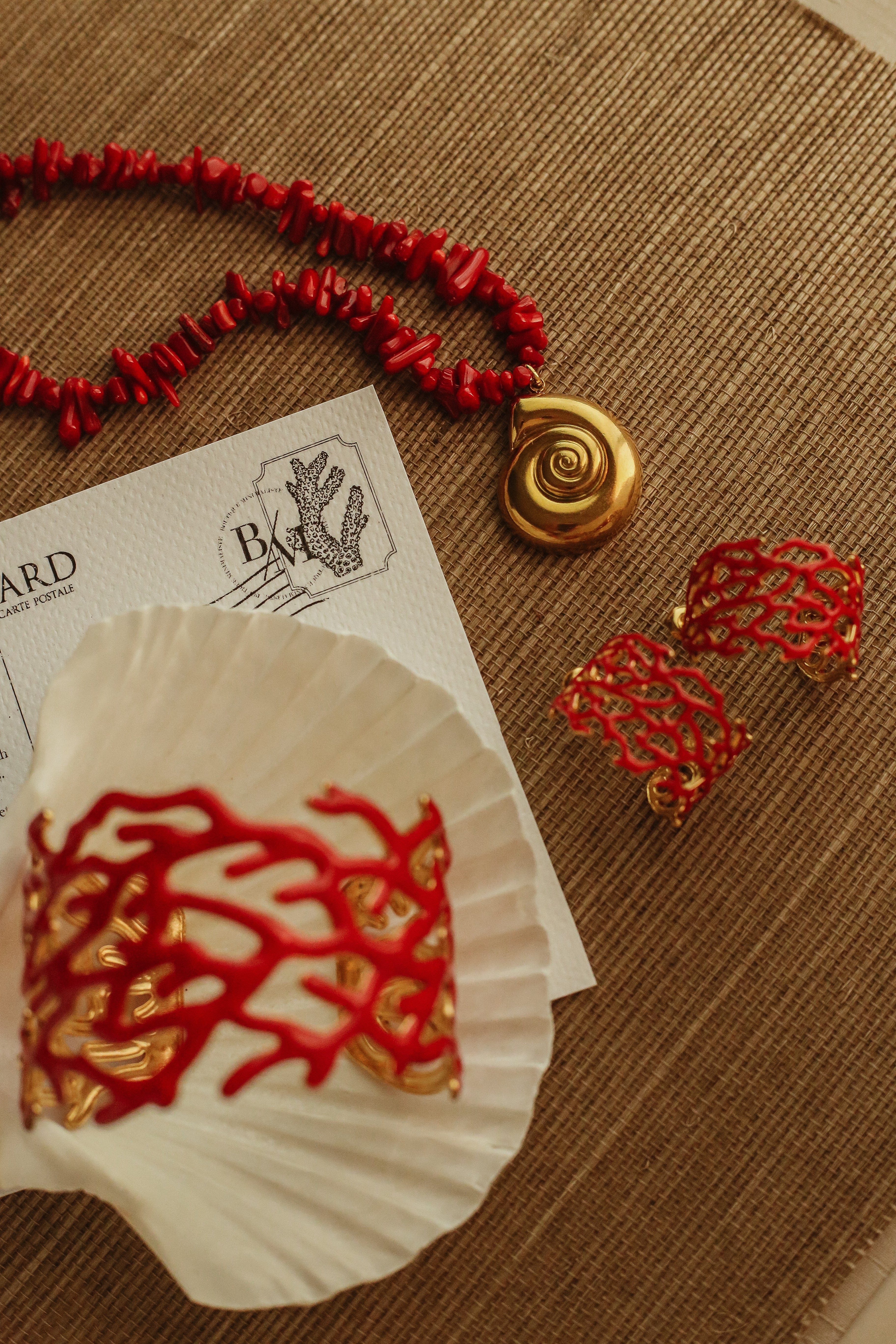 Carrie Necklace - has waterproof, durable, elegant and vintage inspired jewelry