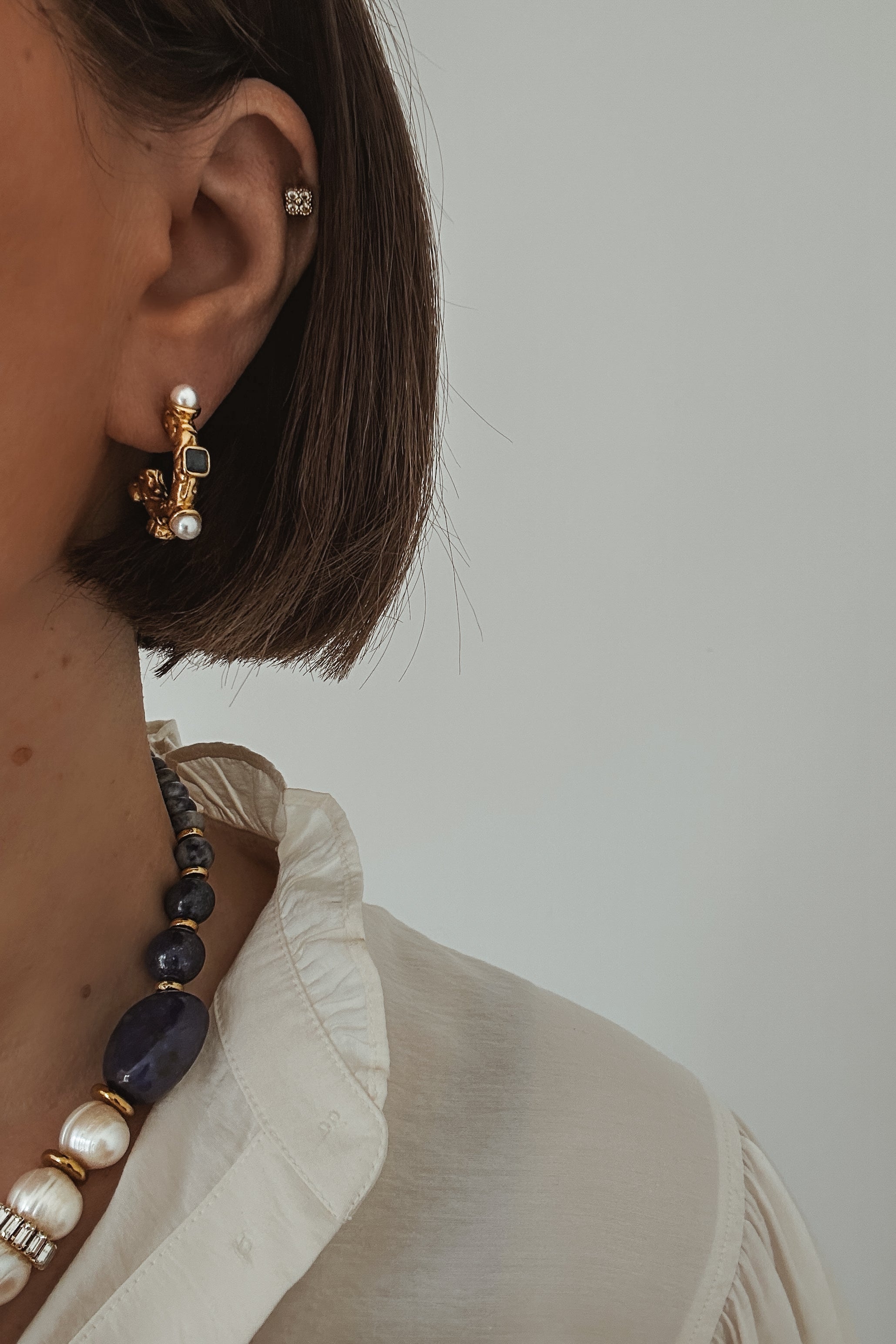 Chelsea Hoops - Boutique Minimaliste has waterproof, durable, elegant and vintage inspired jewelry