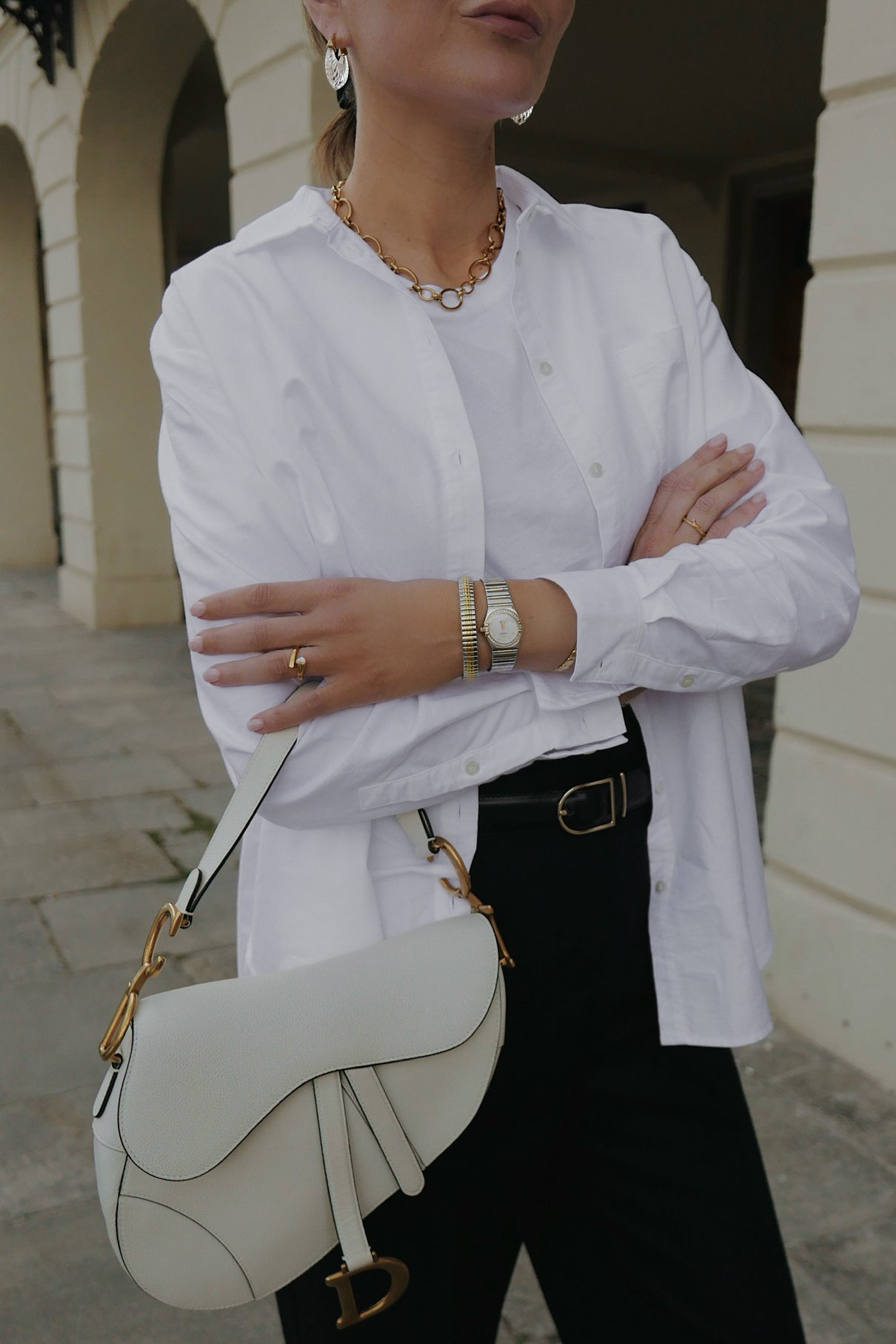 Clear Ribbed Lucite Hoops - Boutique Minimaliste has waterproof, durable, elegant and vintage inspired jewelry