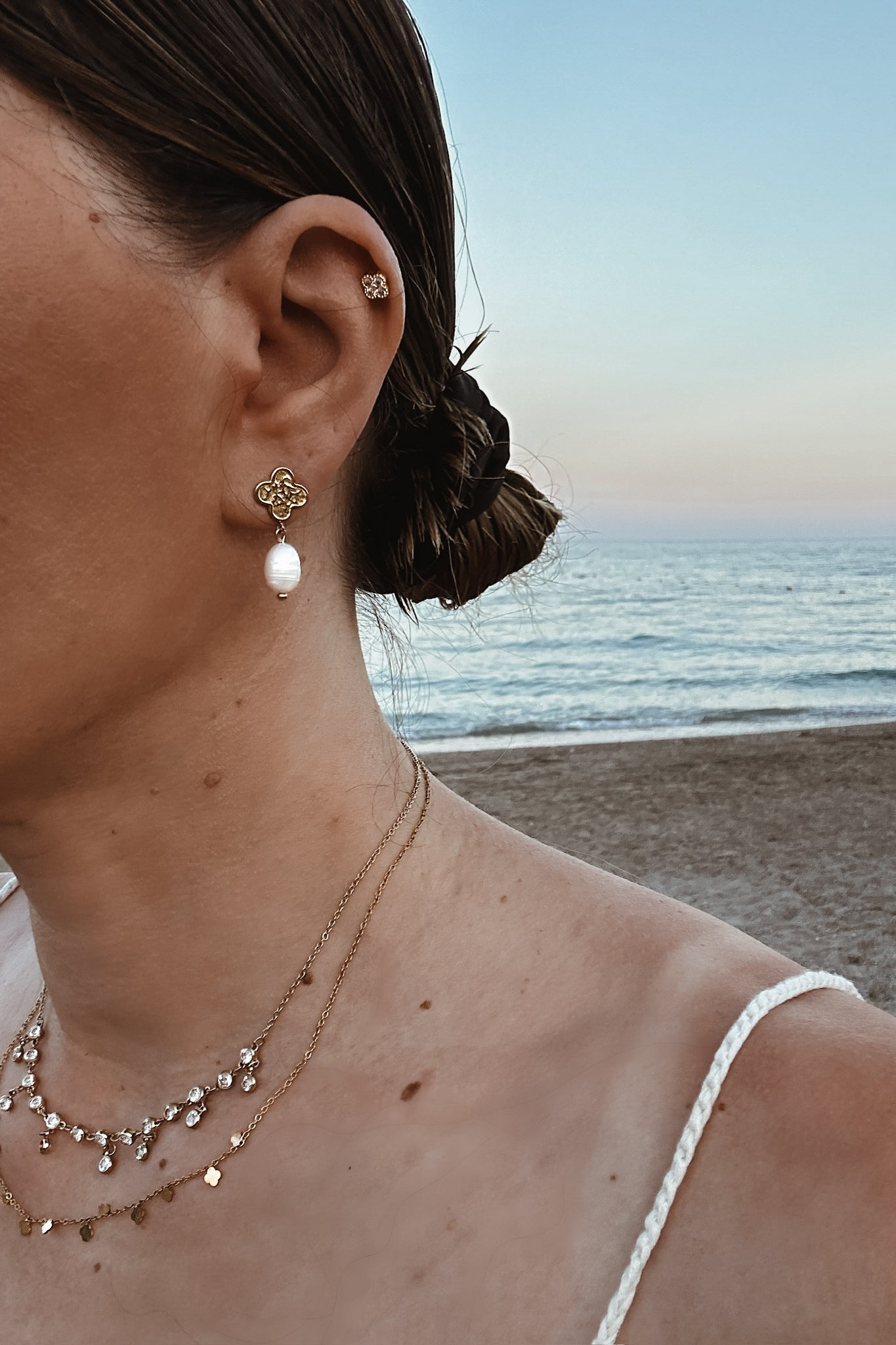 Clover & Pearl Drop Earrings - Boutique Minimaliste has waterproof, durable, elegant and vintage inspired jewelry