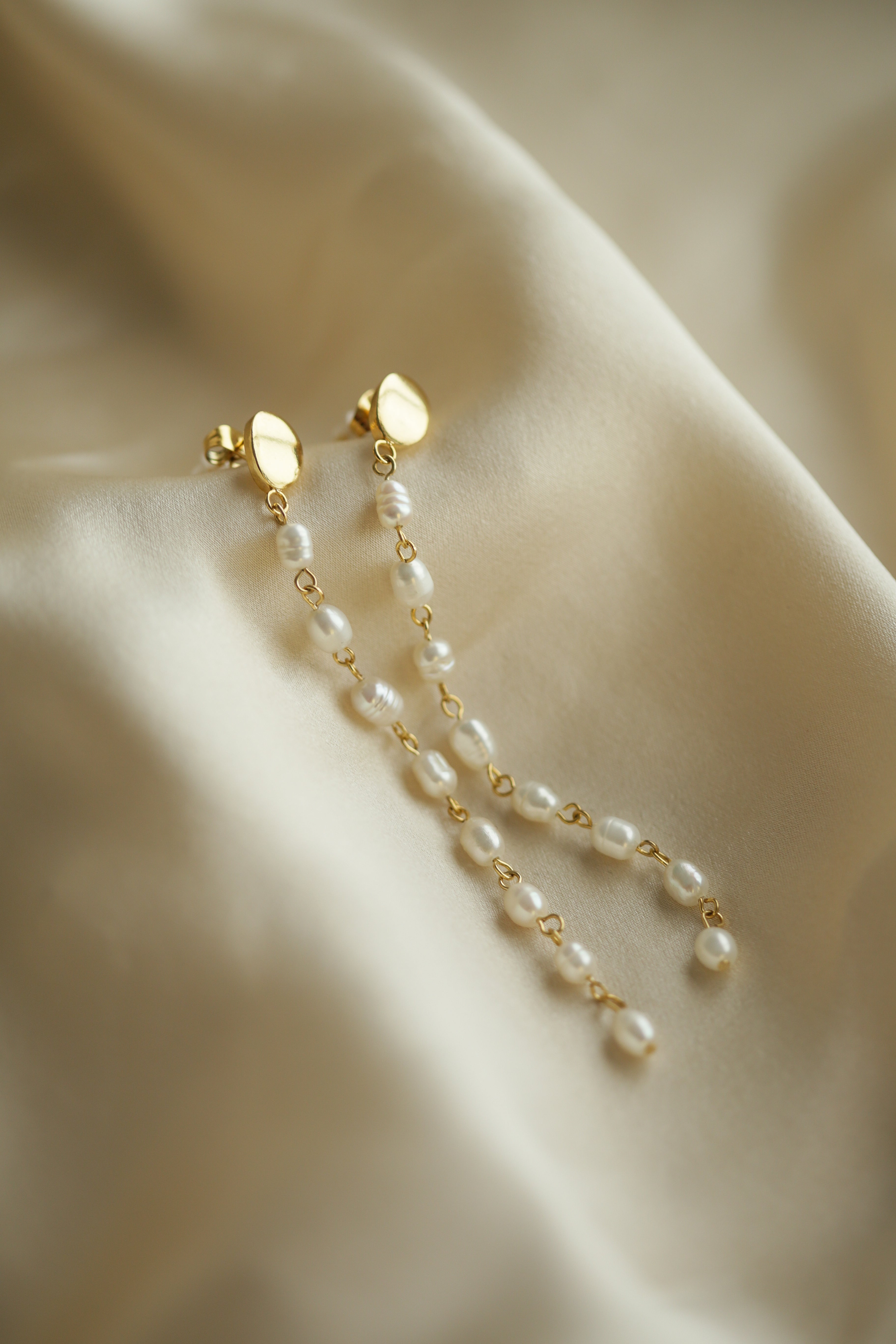 Delicate Freswater Pearls Long Earrings - Boutique Minimaliste has waterproof, durable, elegant and vintage inspired jewelry