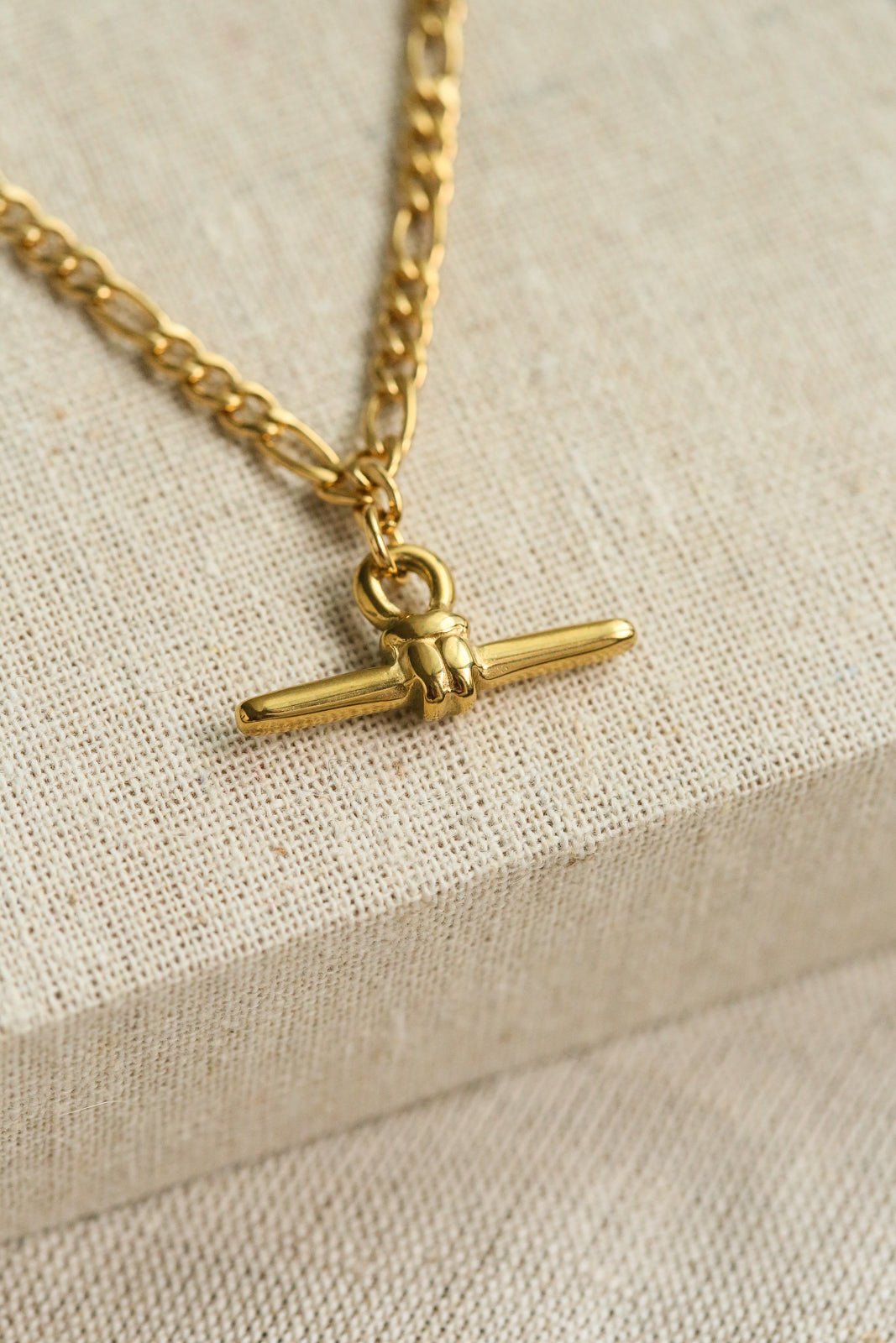 Elara Necklace - has waterproof, durable, elegant and vintage inspired jewelry