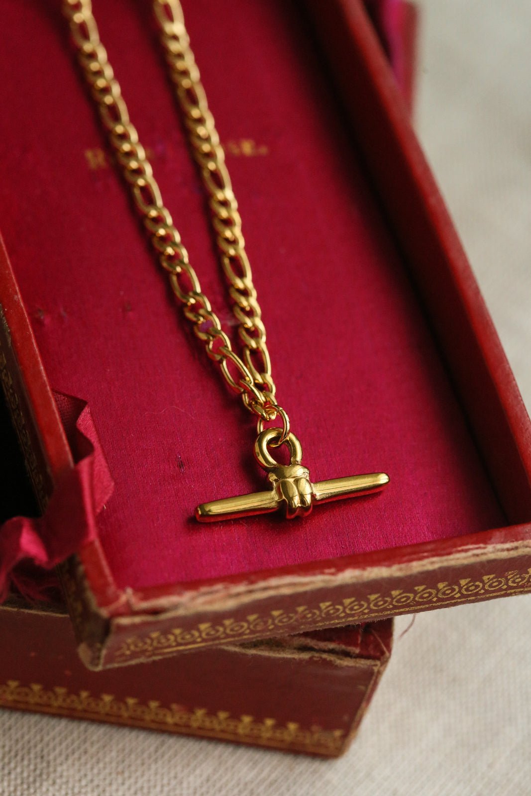 Elara Necklace - has waterproof, durable, elegant and vintage inspired jewelry