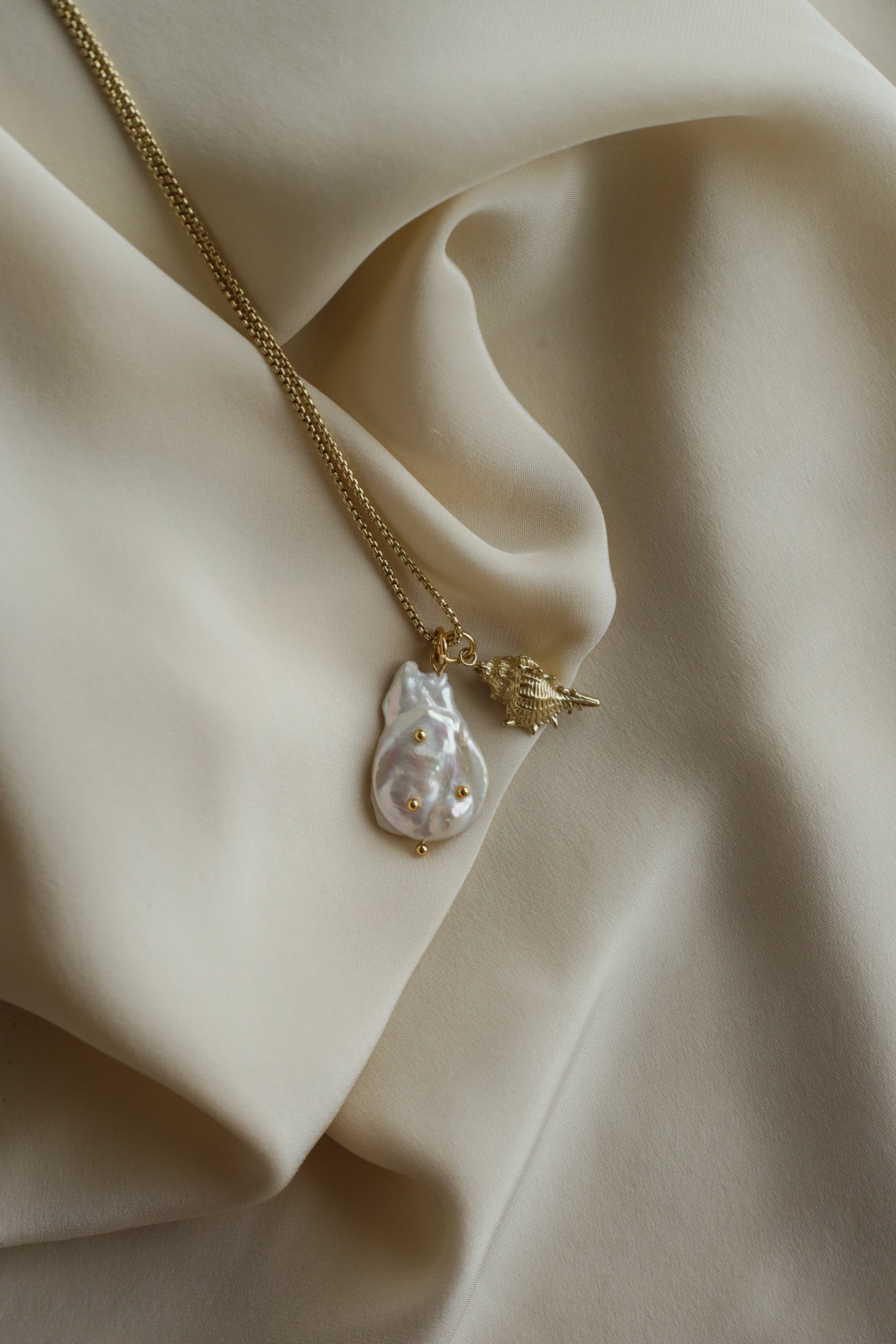 Elodie Necklace - has waterproof, durable, elegant and vintage inspired jewelry
