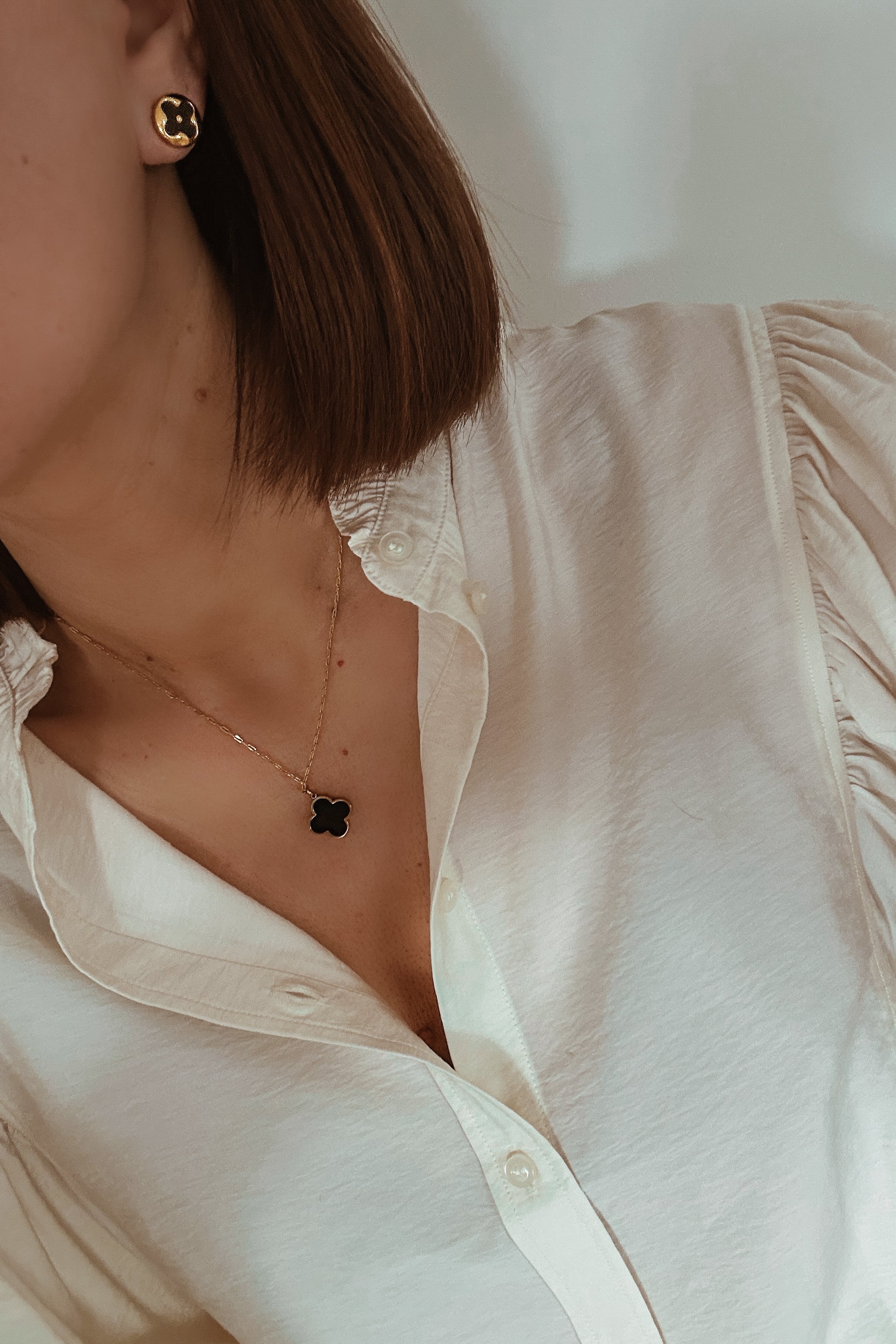 Enamel Clover Studs - Boutique Minimaliste has waterproof, durable, elegant and vintage inspired jewelry